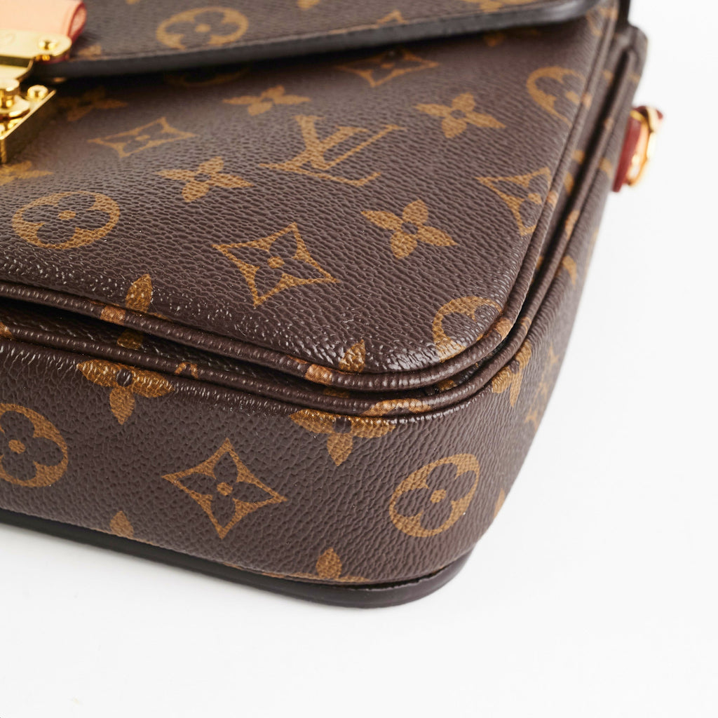 Louis Vuitton Pochette Metis