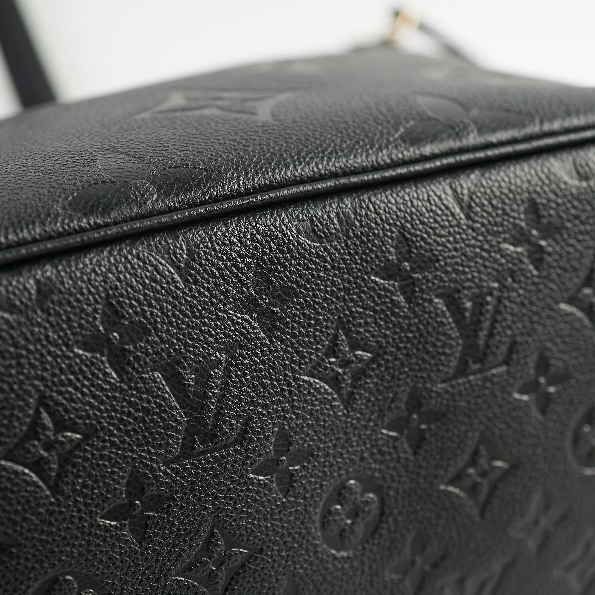 Louis Vuitton Neverfull MM Empriente Black