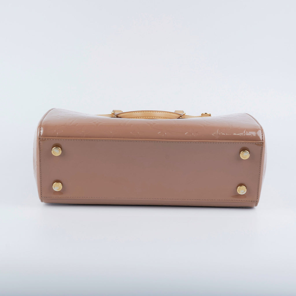 Louis Vuitton Brea Vernis Beige MM Bag