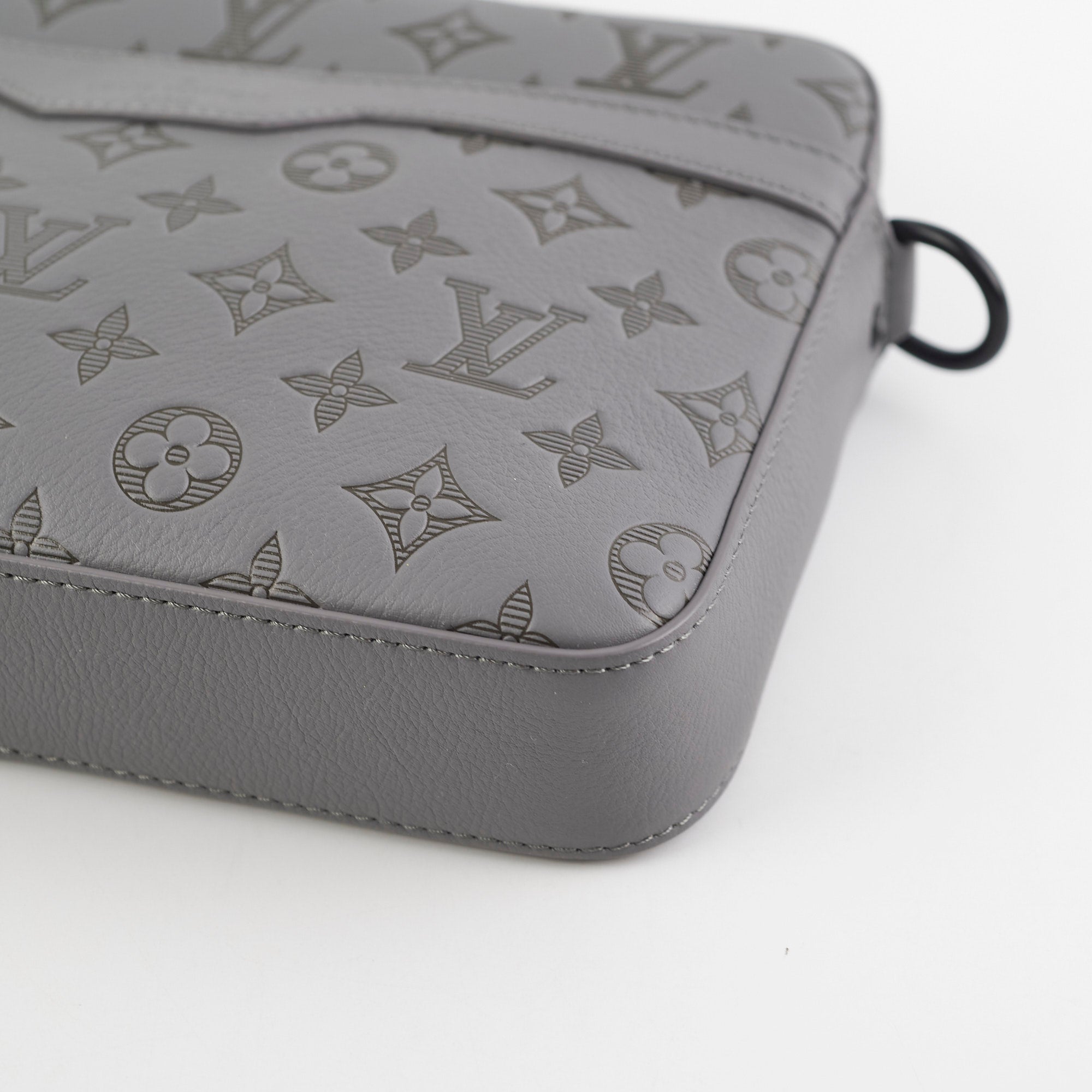 Louis Vuitton Trio Messenger Bag