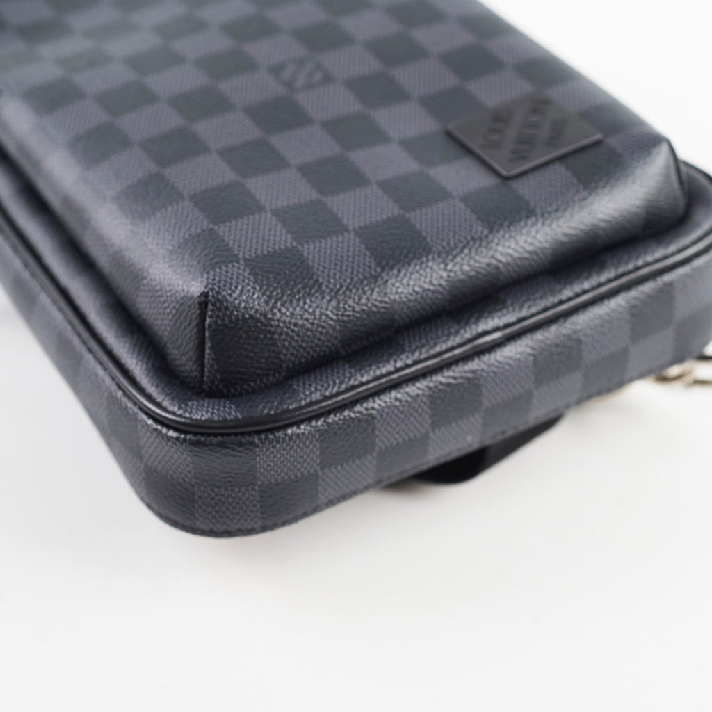 Louis Vuitton Avenue Slingbag Damier Graphite