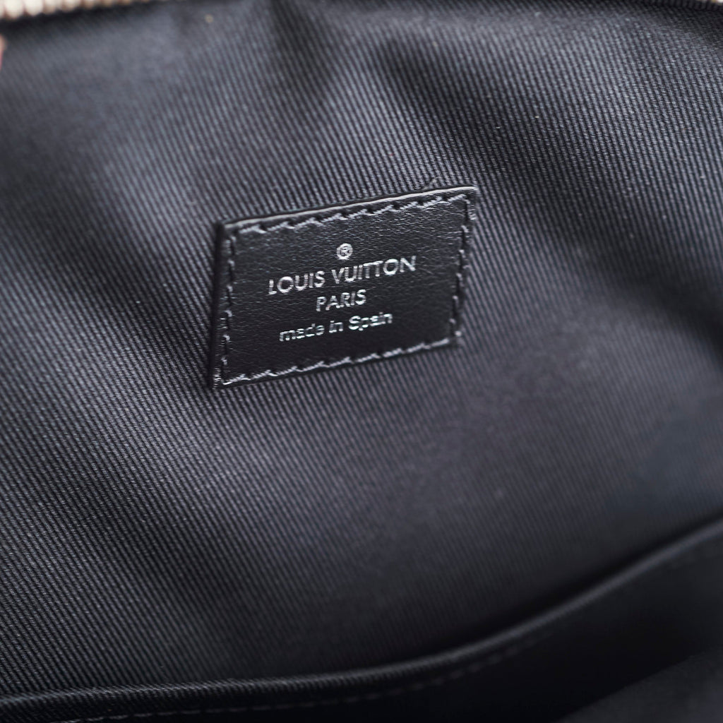 Louis Vuitton Avenue Slingbag Damier Graphite