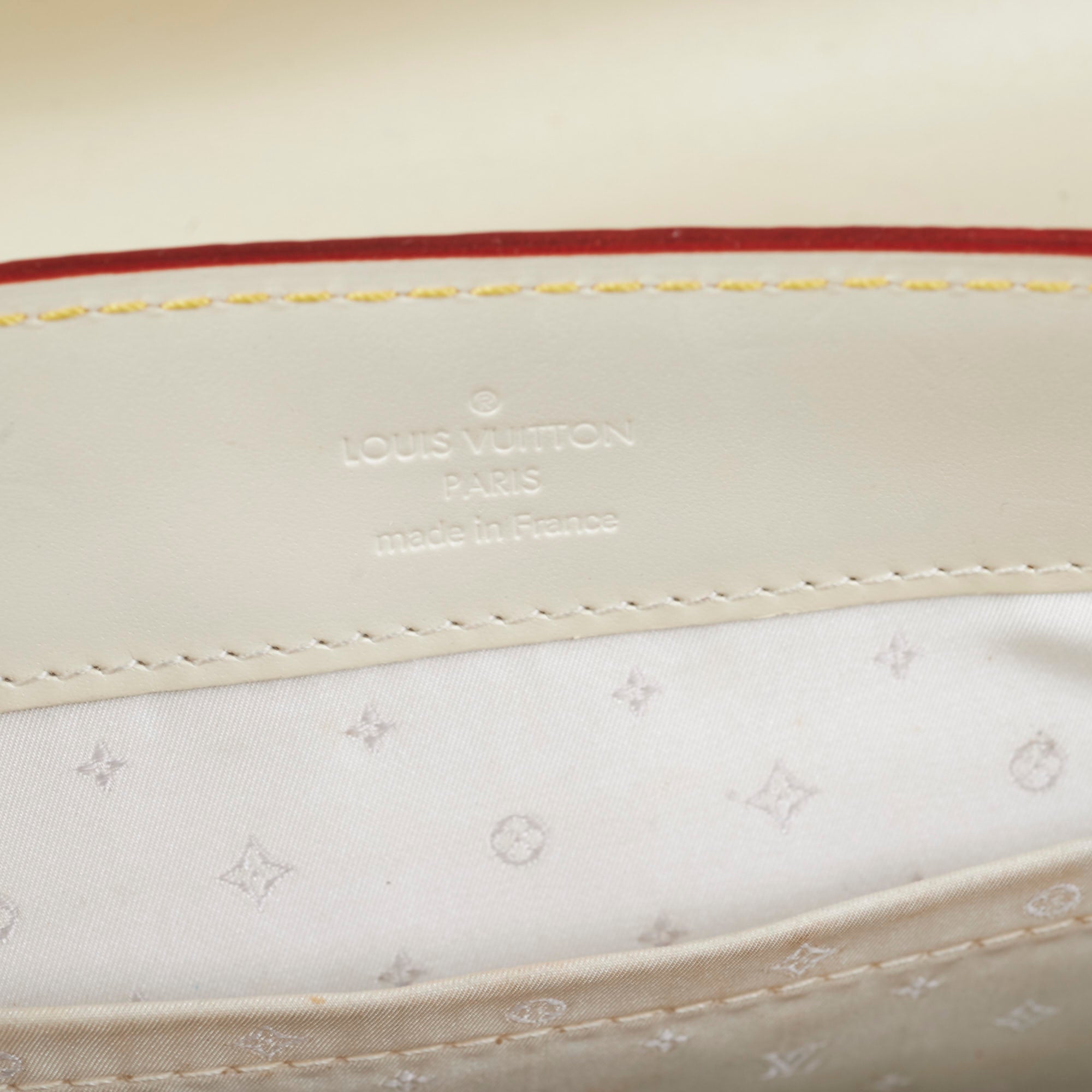 Louis Vuitton Vintage Suhali Le Talentueux Shoulder Bag Ivory