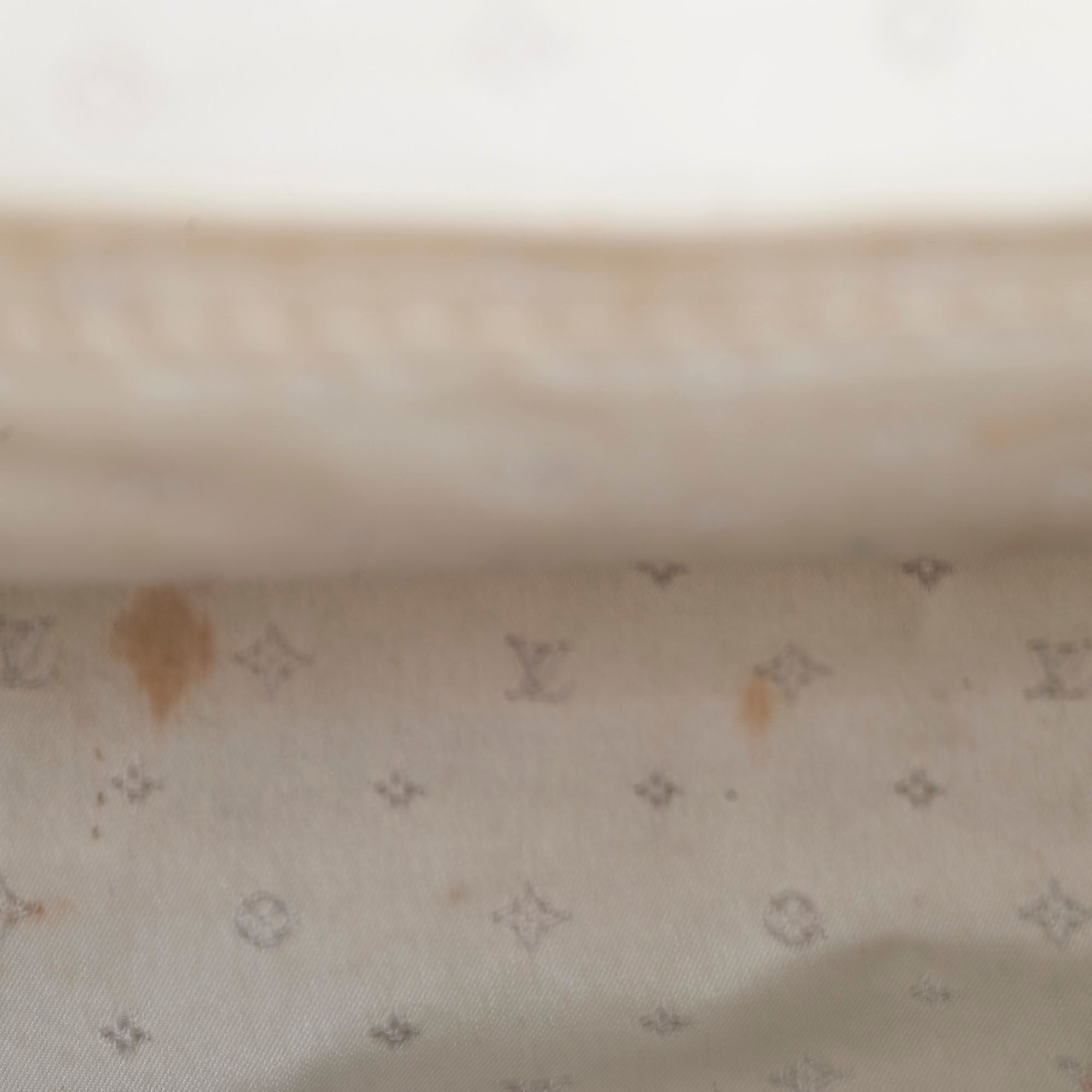 Louis Vuitton Vintage Suhali Le Talentueux Shoulder Bag Ivory