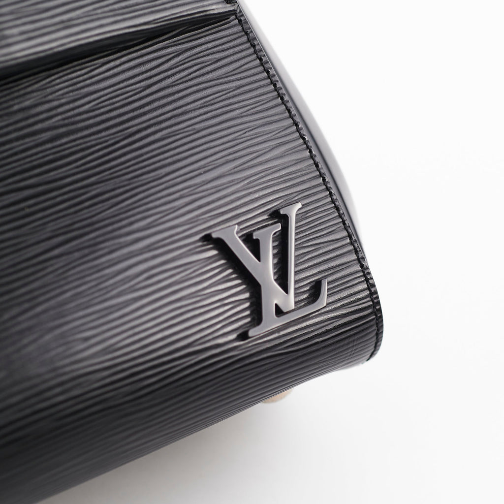 ITEM 11 - Louis Vuitton Cluny BB Black