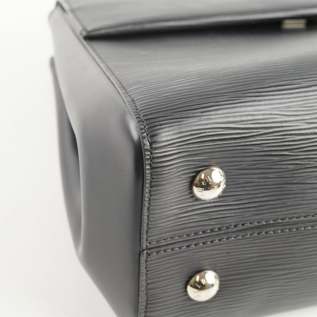 Louis Vuitton Cluny MM Epi Black Shoulder Bag