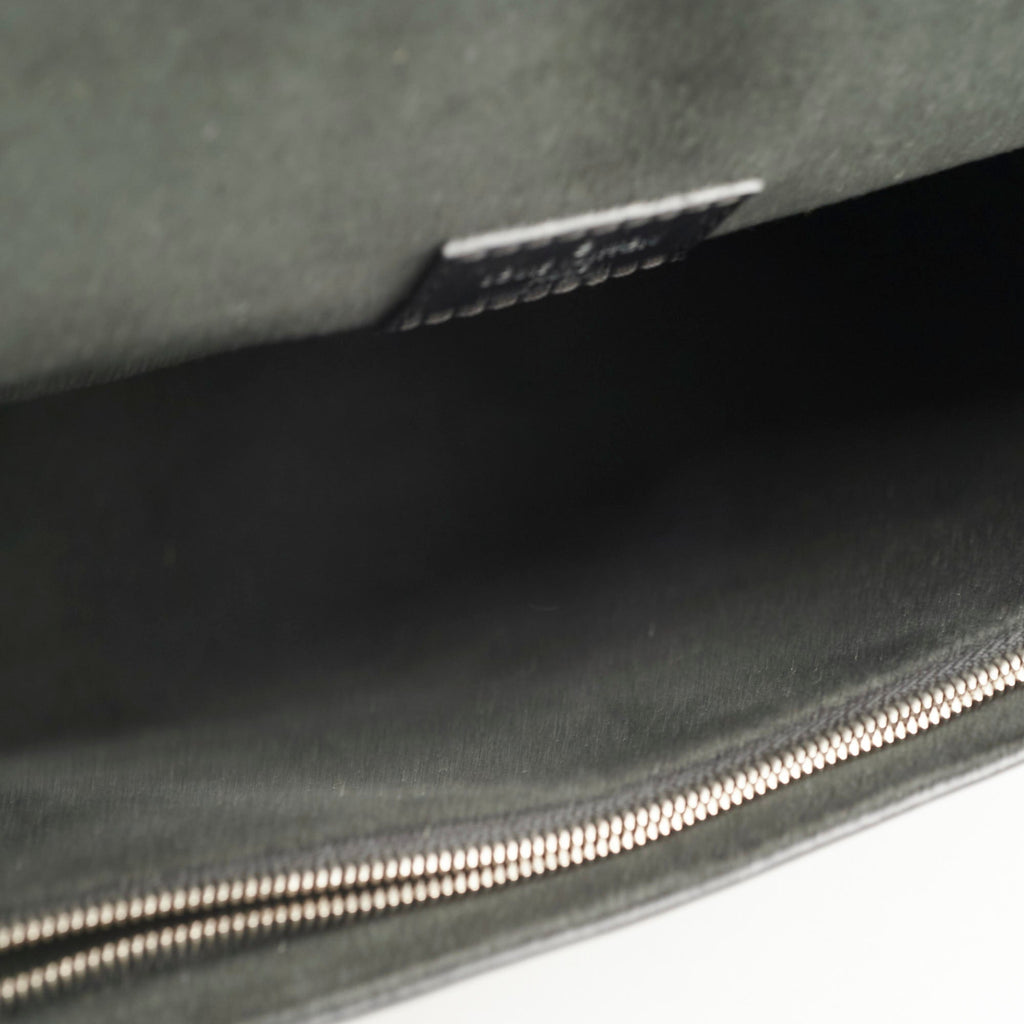 Louis Vuitton Cluny MM Epi Black Shoulder Bag