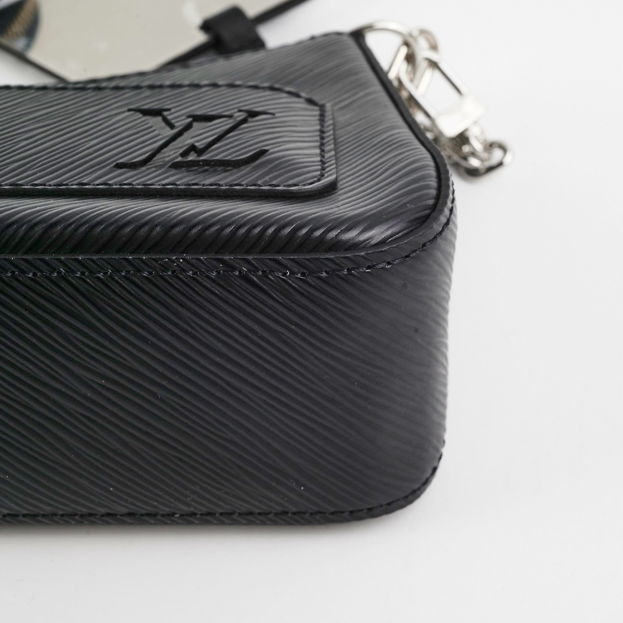 Louis Vuitton Marellini Black