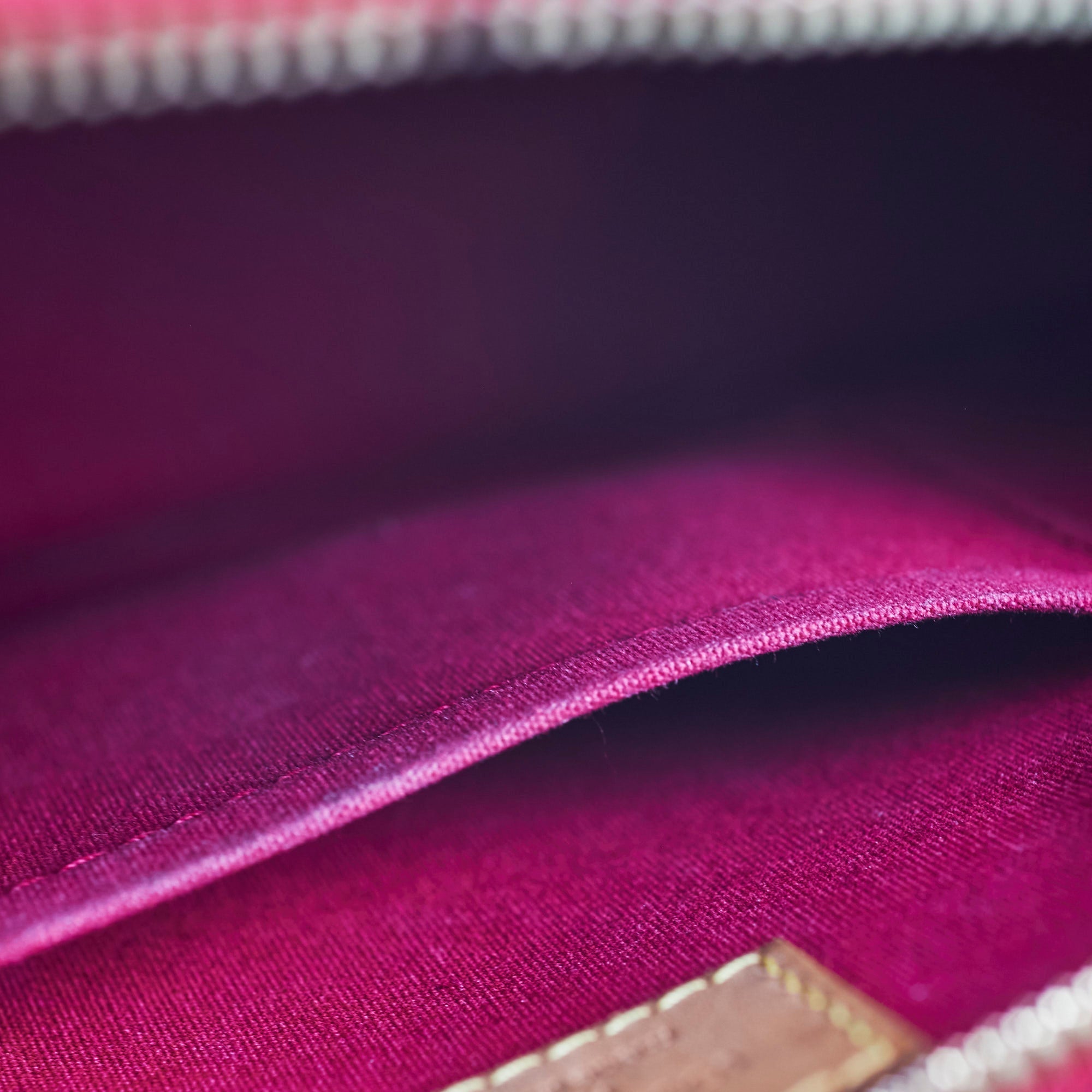Louis Vuitton Alma BB Vernis Red