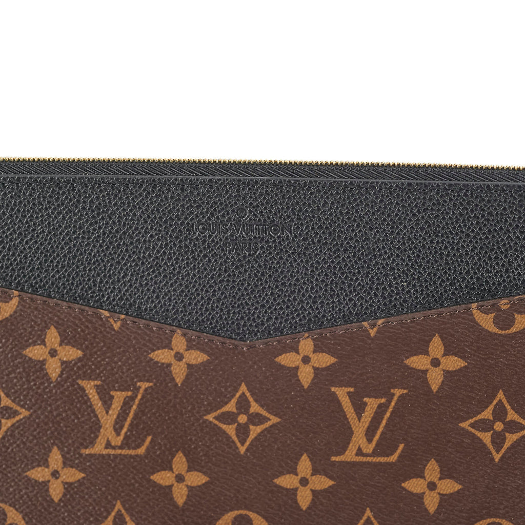 Louis Vuitton Daily Pouch Monogram
