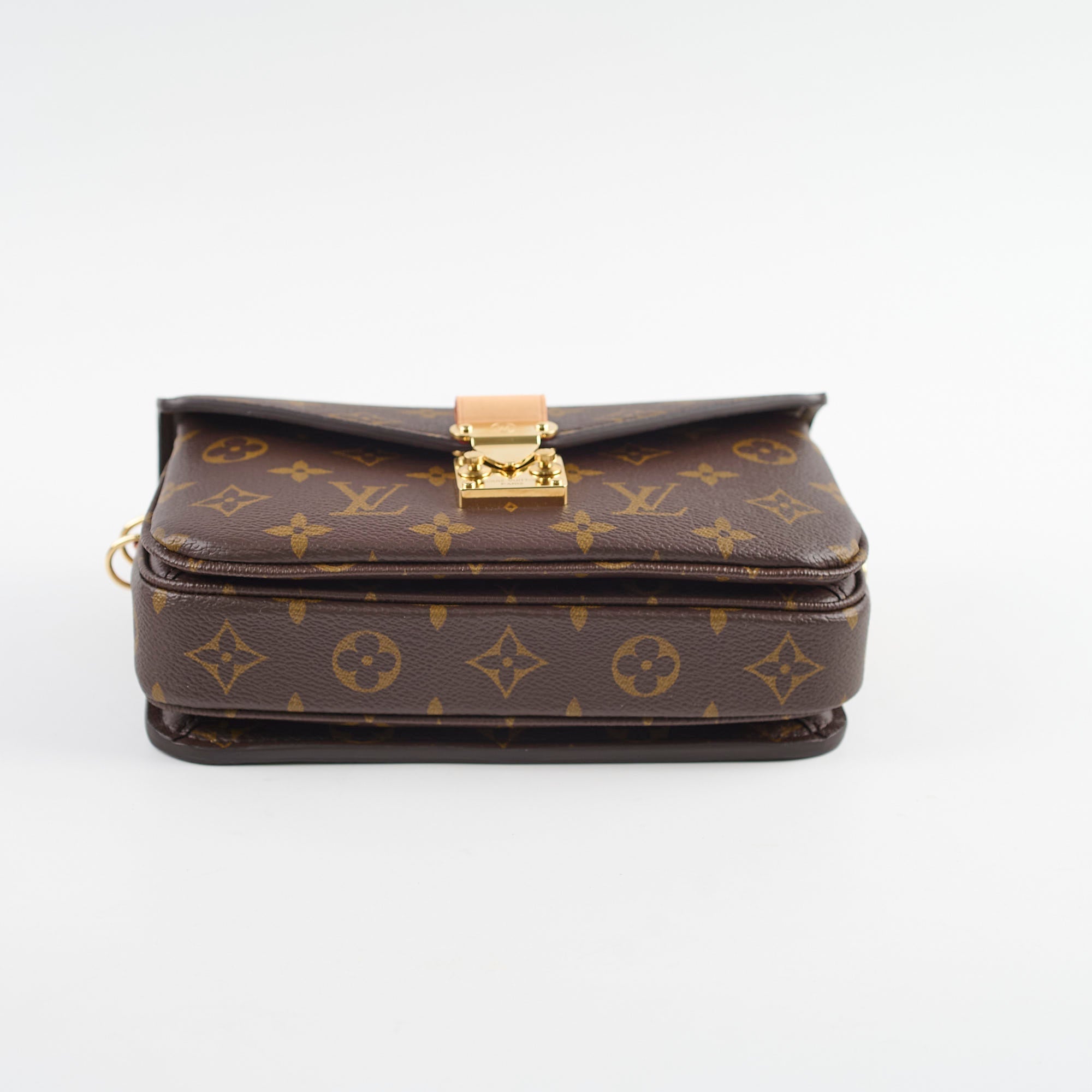 Louis Vuitton Pochette Metis East West Monogram