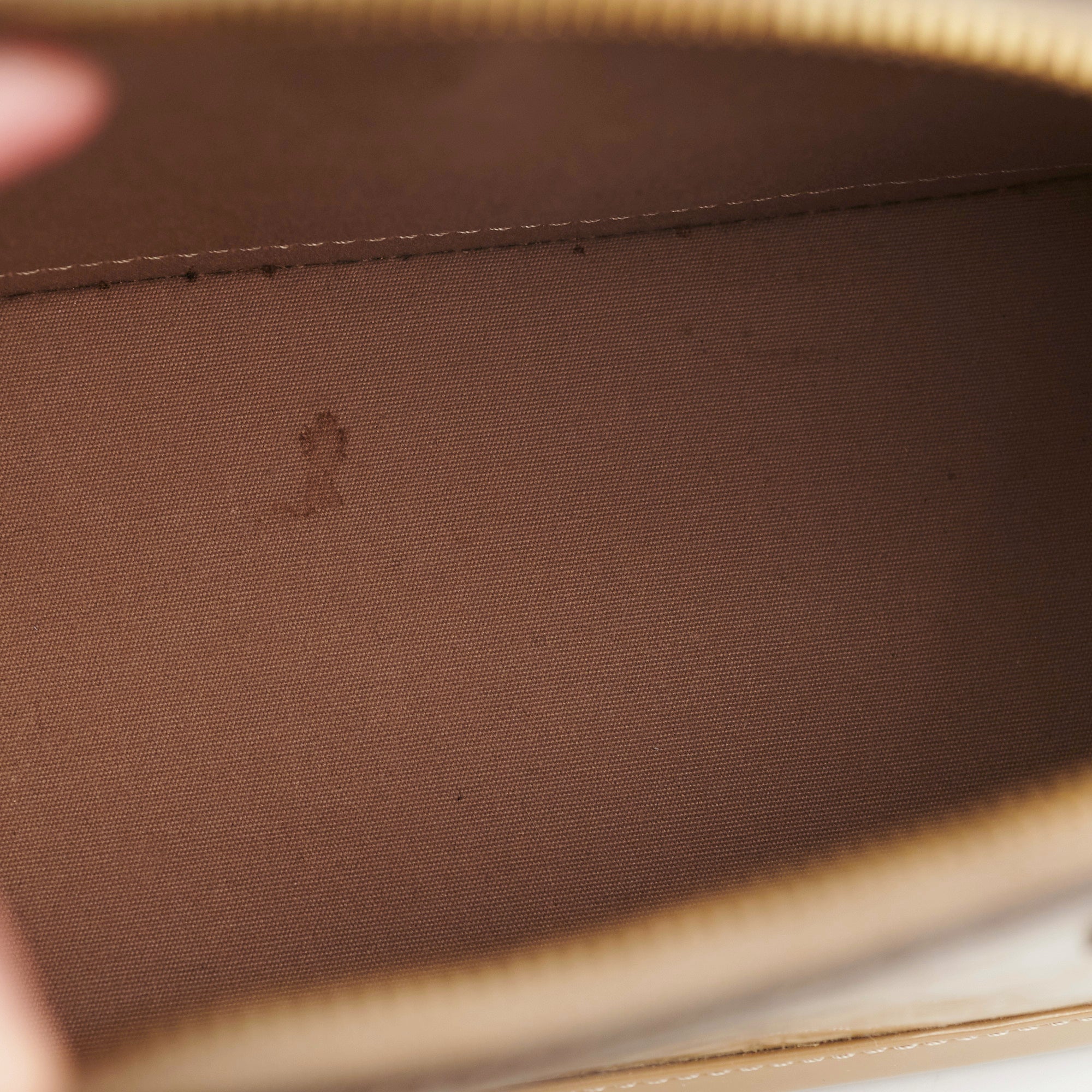 Louis Vuitton Alma BB Olive/Beige
