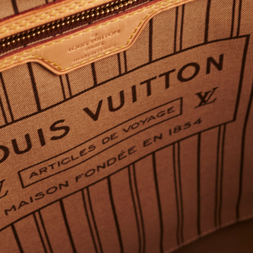 Louis Vuitton Neverfull GM Monogram Shoulder Bag