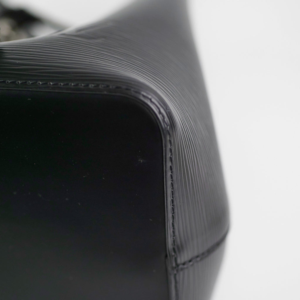 Louis Vuitton Epi Neo Noe Black