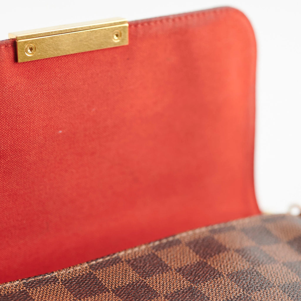 Louis Vuitton Favourite Damier Ebene