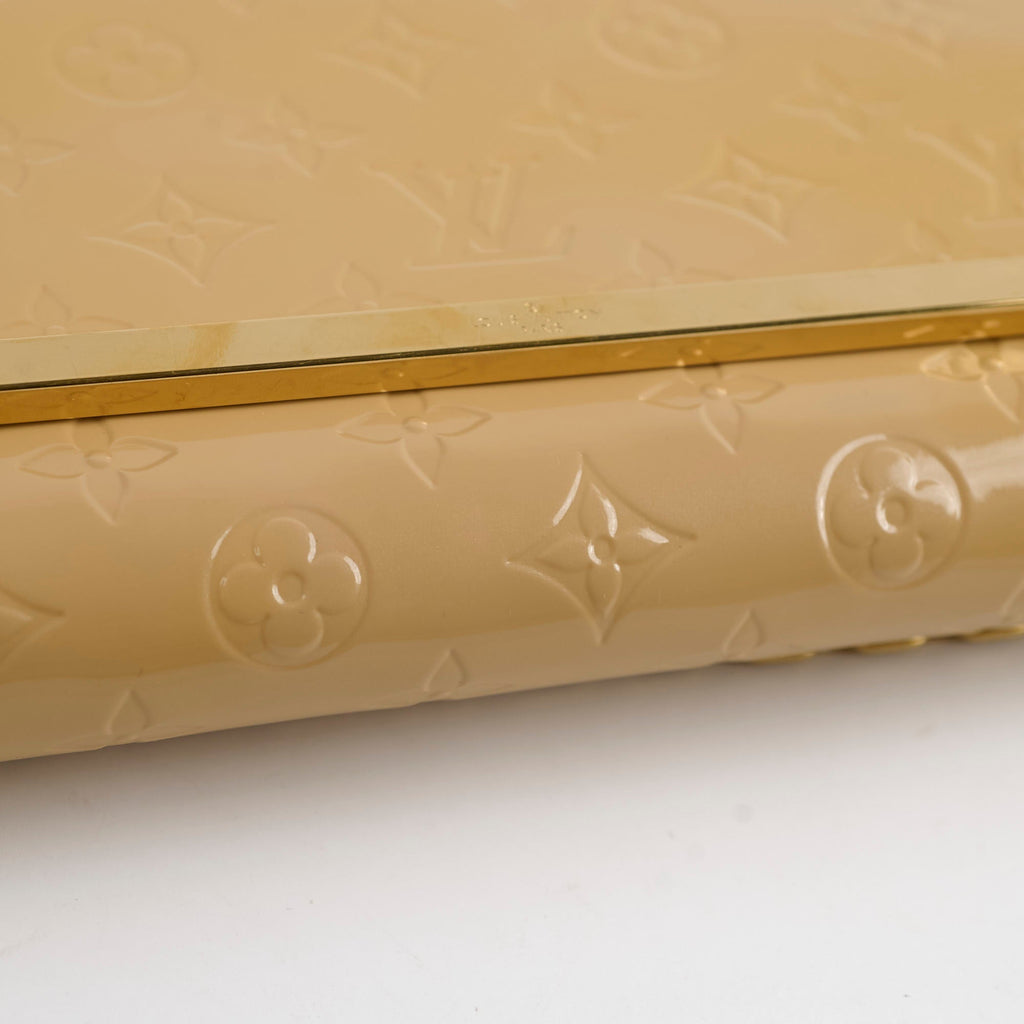 Louis Vuitton Monogram Vernis Ana Clutch Beige