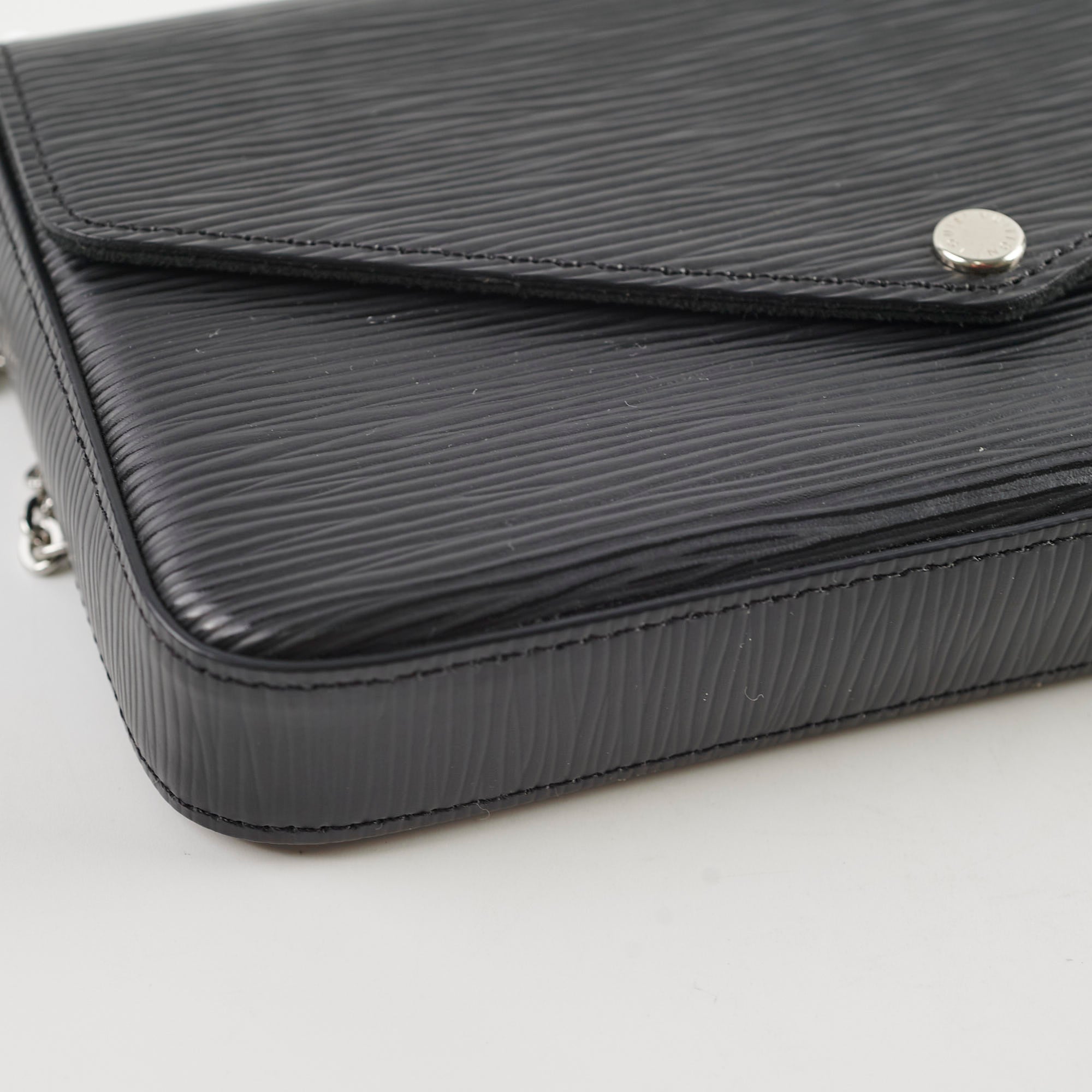 Louis Vuitton Pochette Felicie Black Epi Crossbody Bag