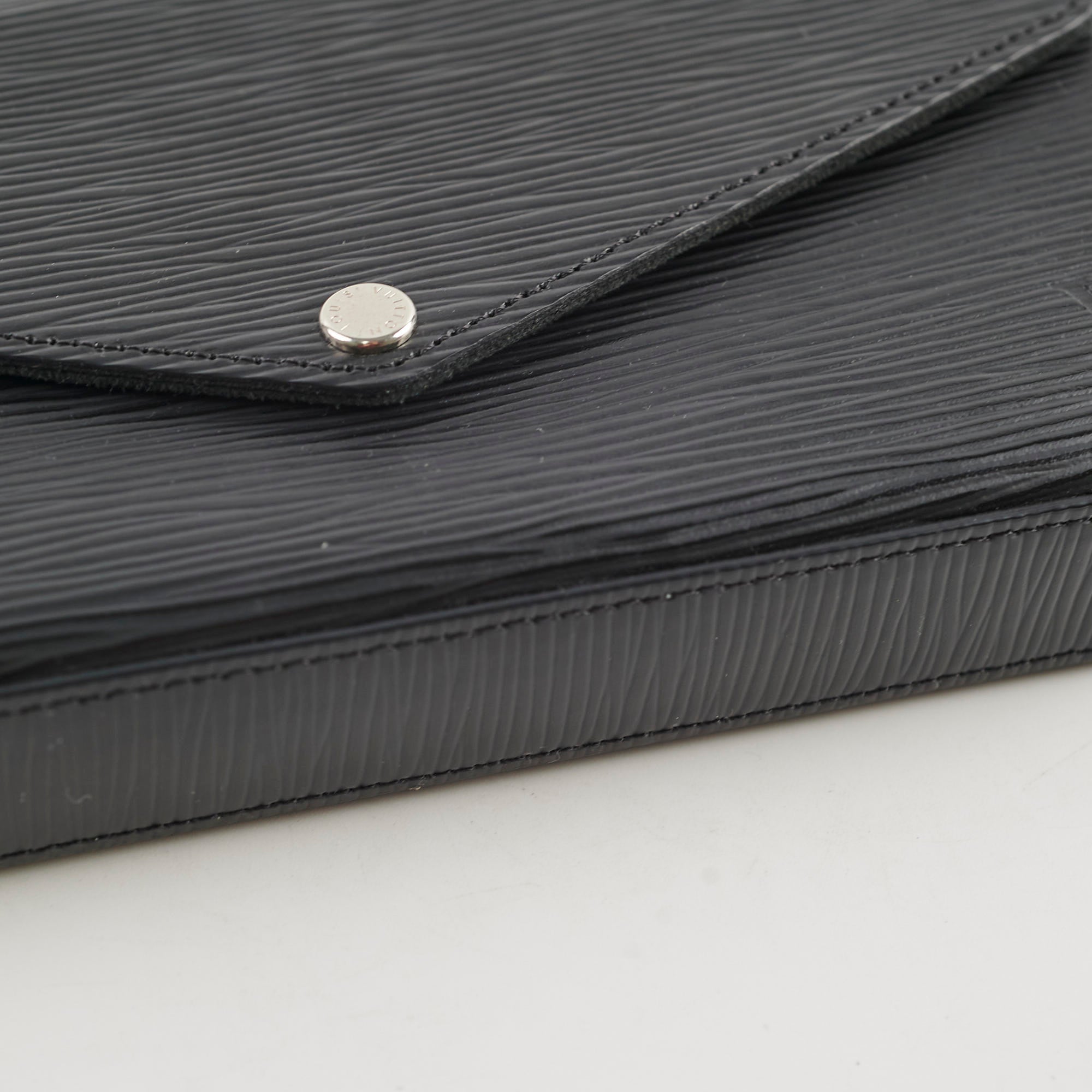 Louis Vuitton Pochette Felicie Black Epi Crossbody Bag