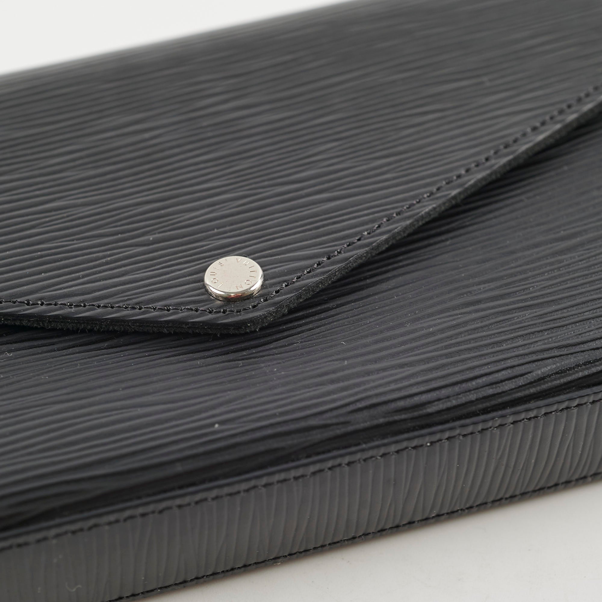 Louis Vuitton Pochette Felicie Black Epi Crossbody Bag