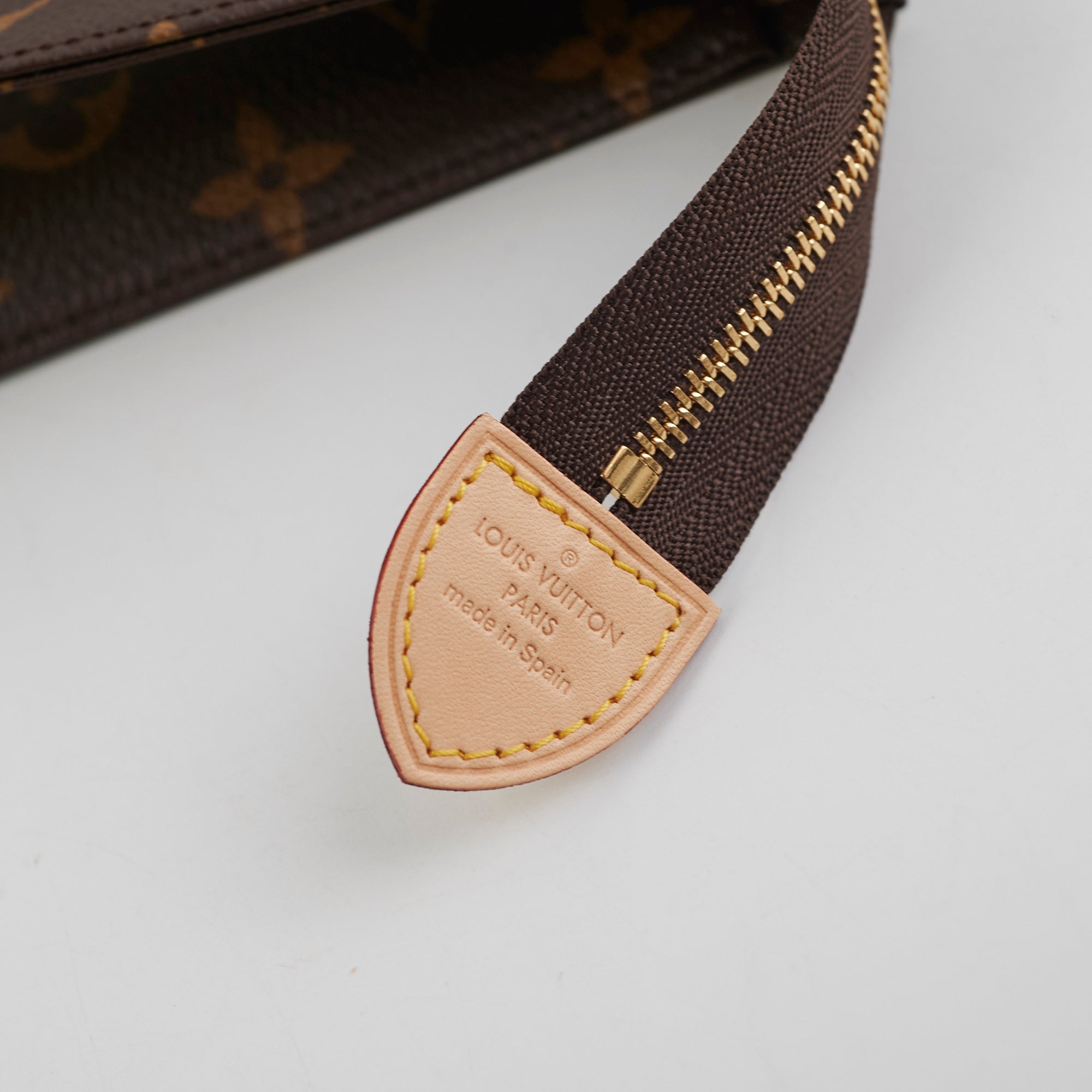 Louis Vuitton Toilet Set 15 19 26 Monogran