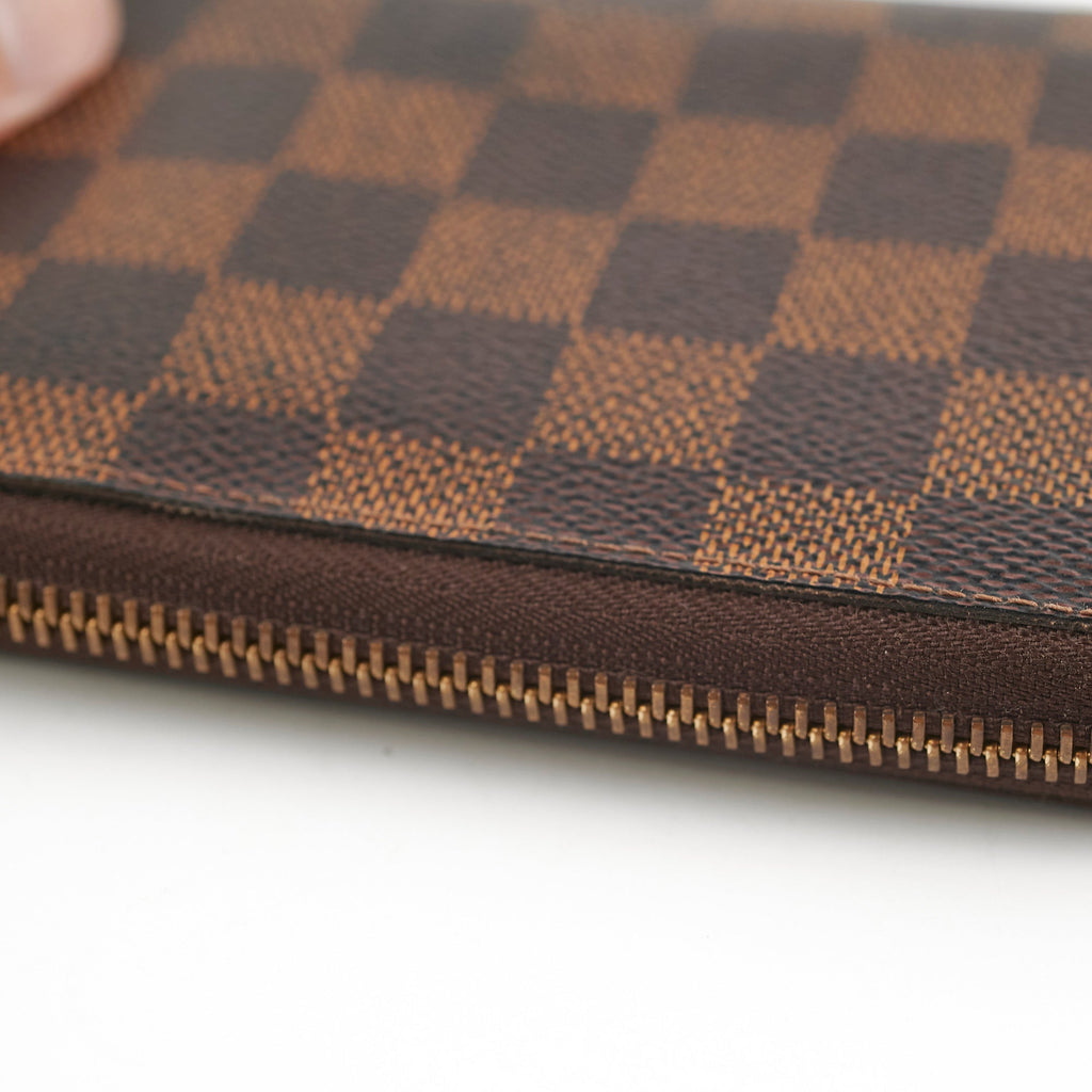 Louis Vuitton Zip Wallet Damier Ebene