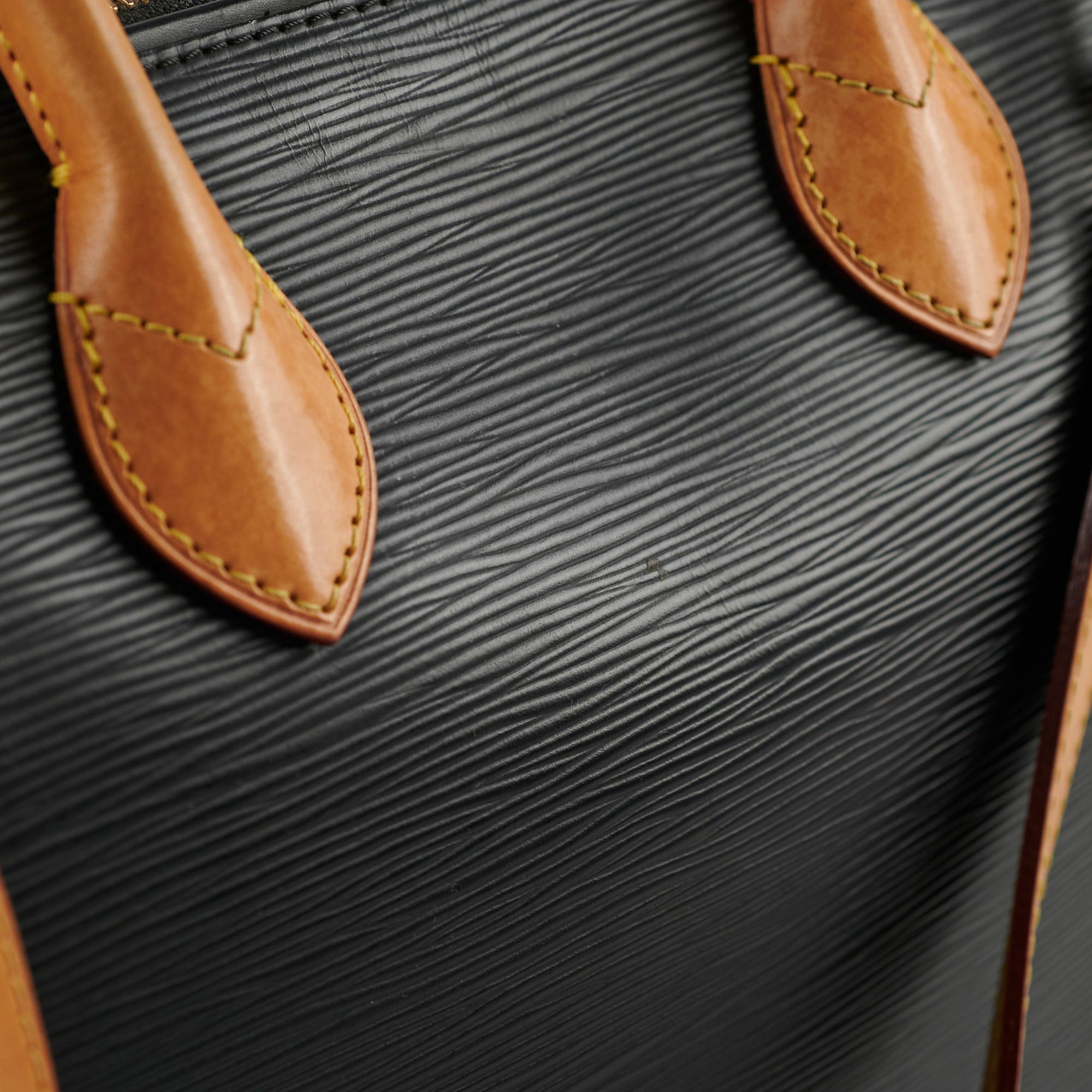 Louis Vuitton Doc Speedy PM Epi Noir