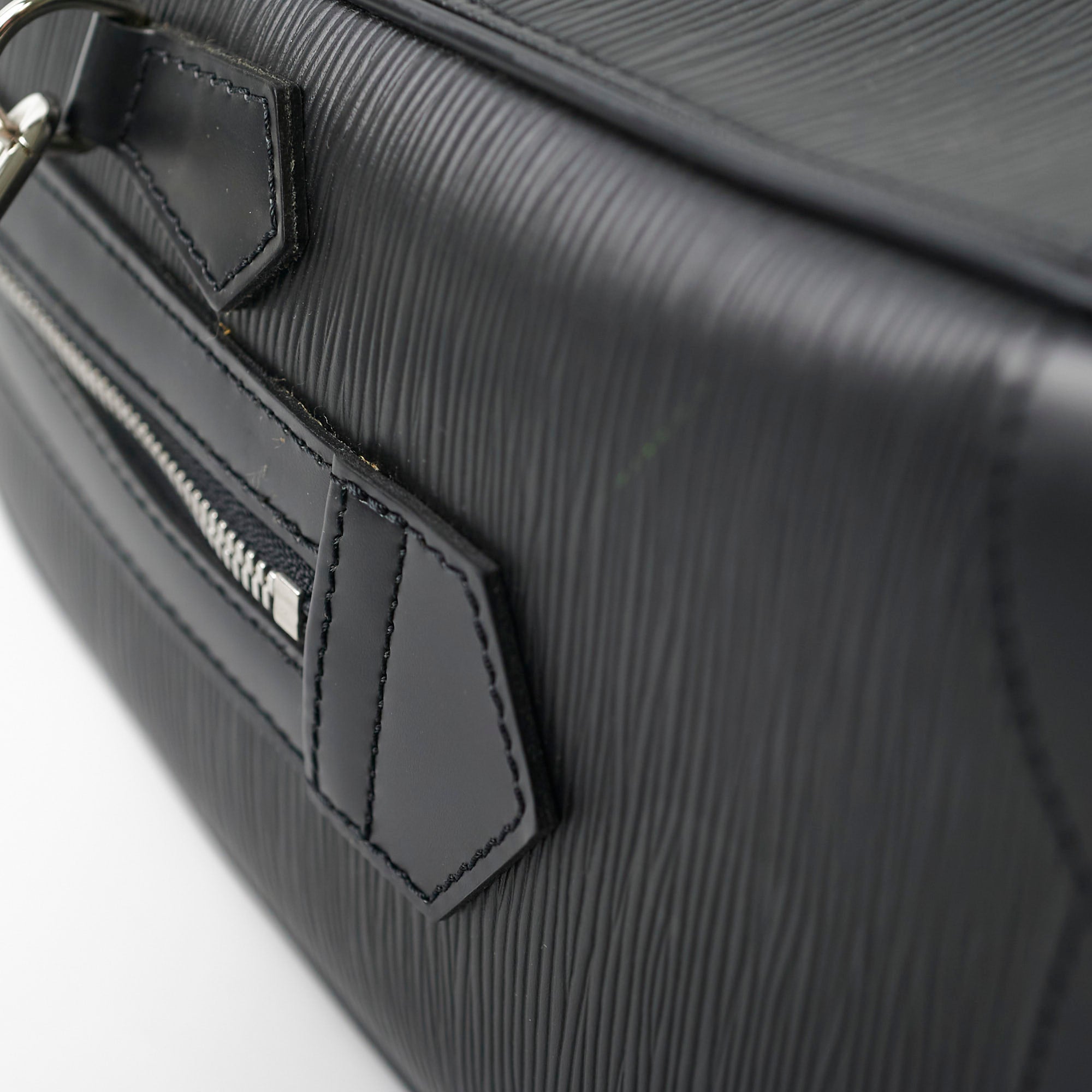 Louis Vuitton Sac De Ville Bourget Epi Noir