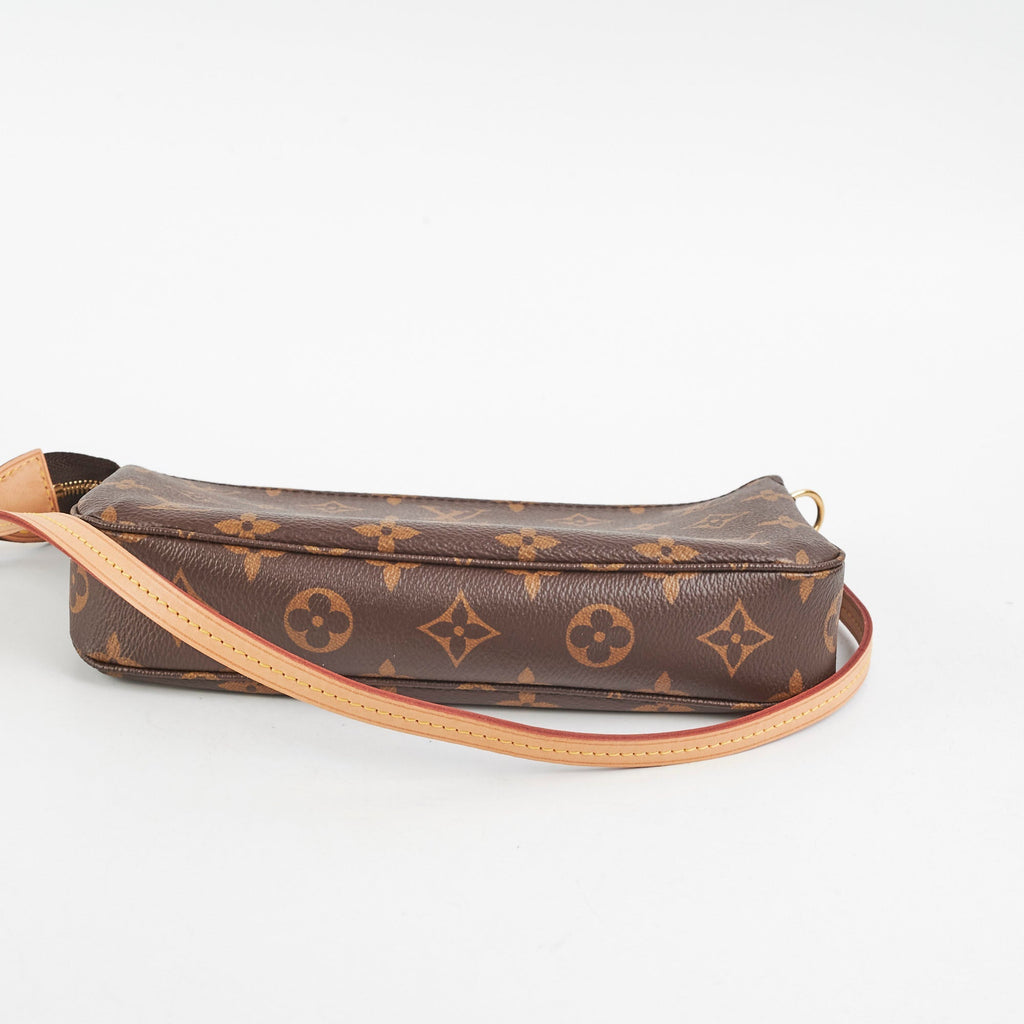 Louis Vuitton Monogram Pochette Accessories
