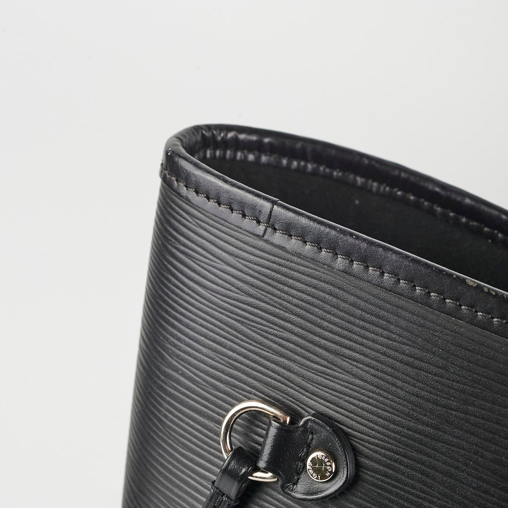 Louis Vuitton Neverfull MM Epi Black