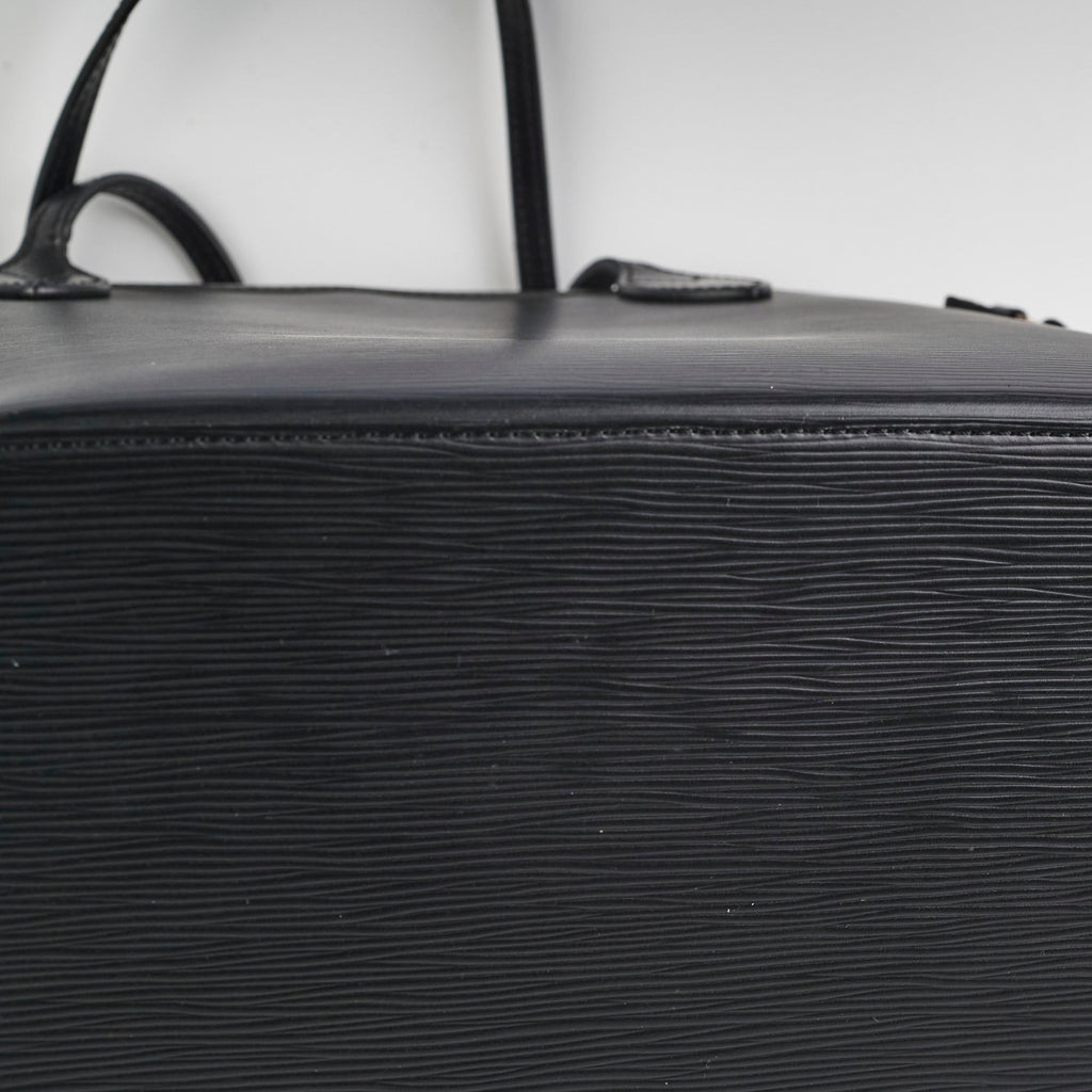 Louis Vuitton Neverfull MM Epi Black