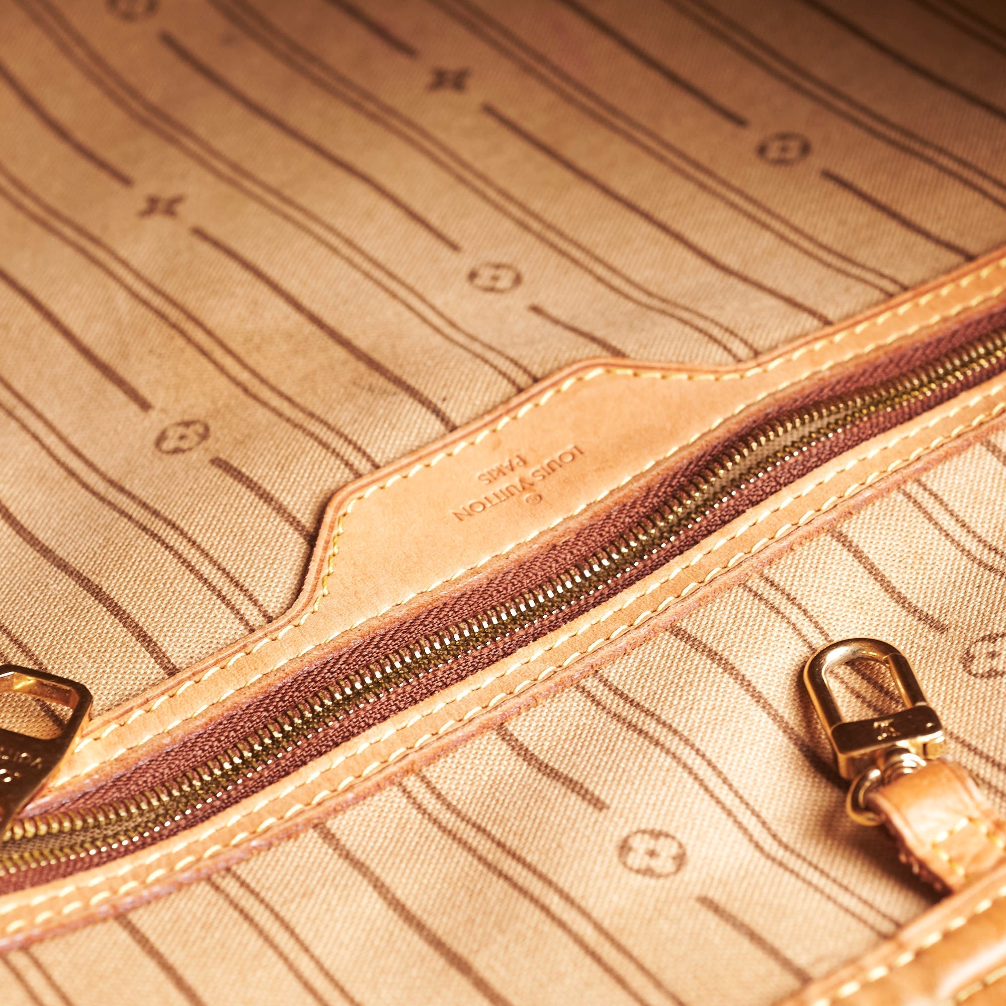 Louis Vuitton Monogram Shoulder Bag