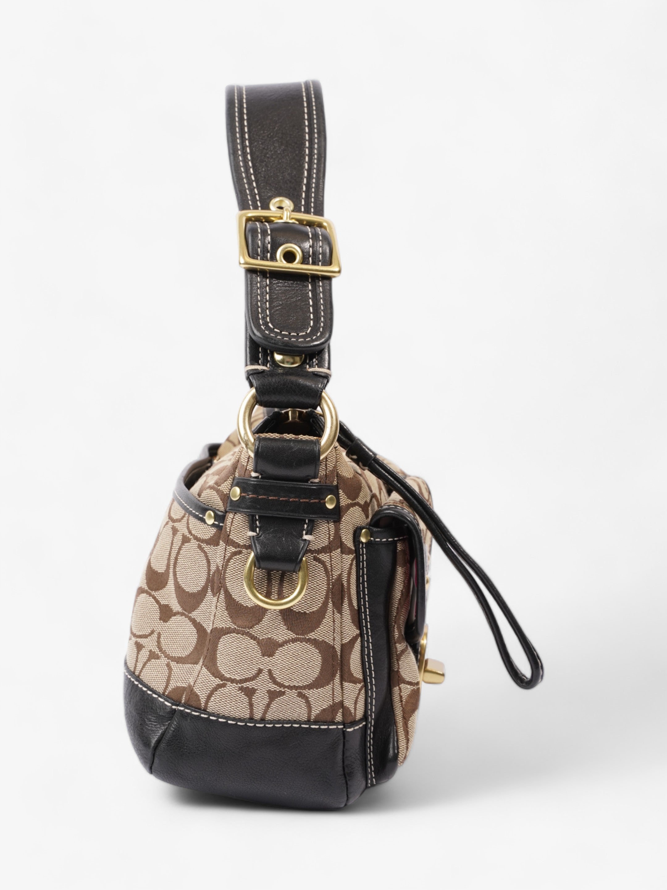 Coach Legacy Signature Canvas / Black Canvas