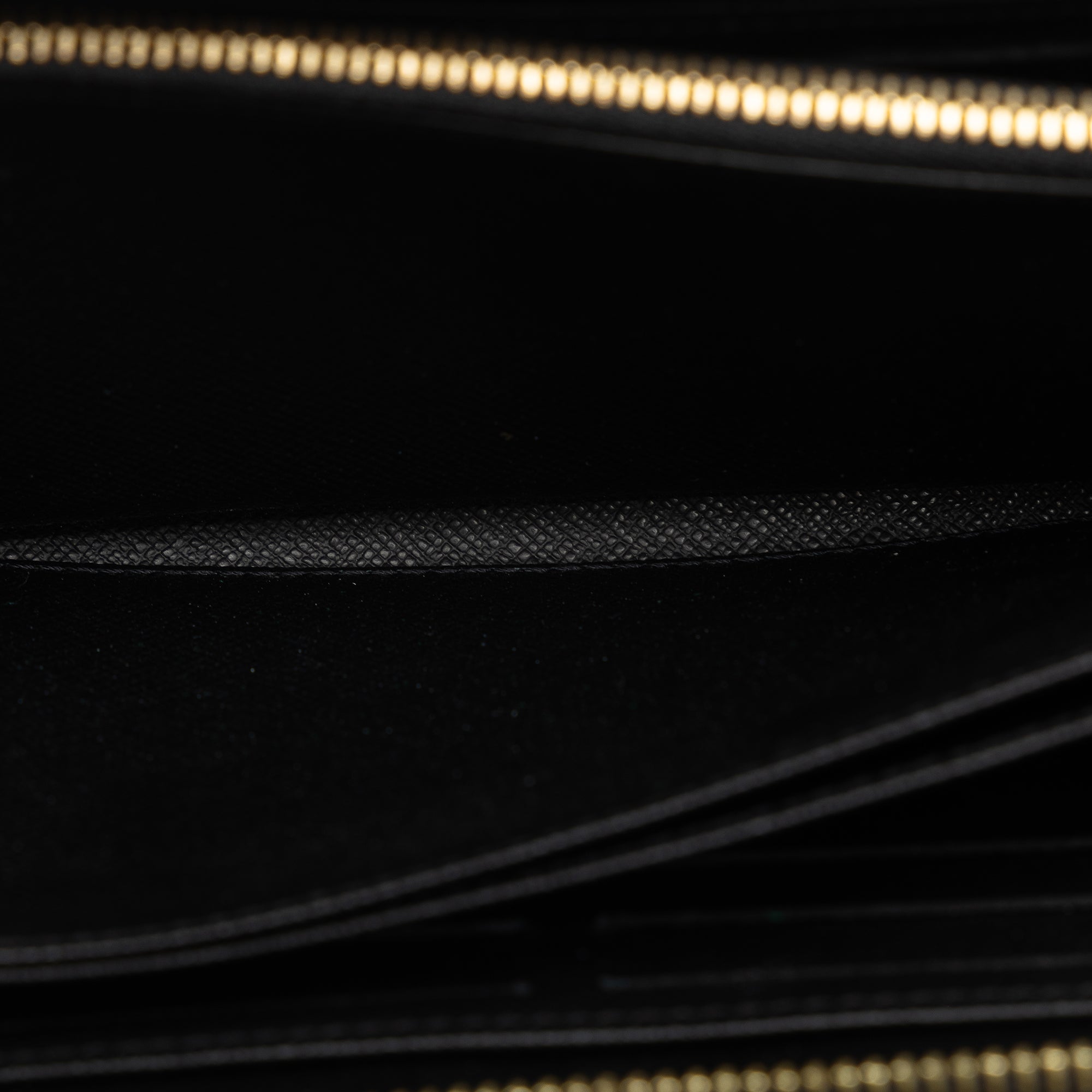 White Louis Vuitton Monogram Game On Zippy Wallet
