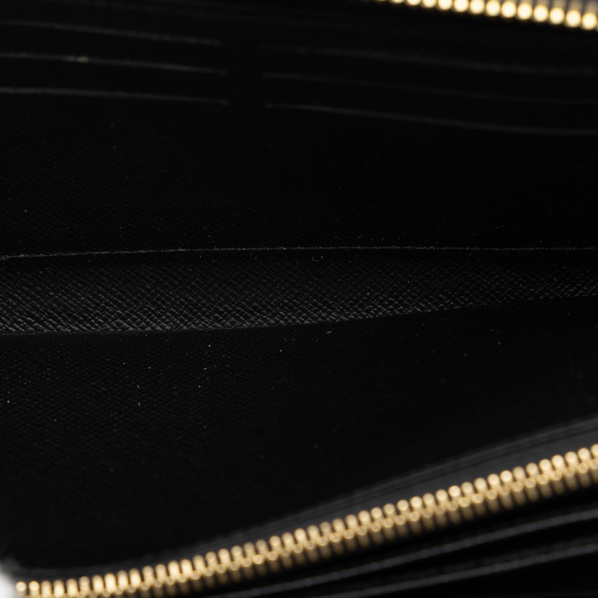 White Louis Vuitton Monogram Game On Zippy Wallet