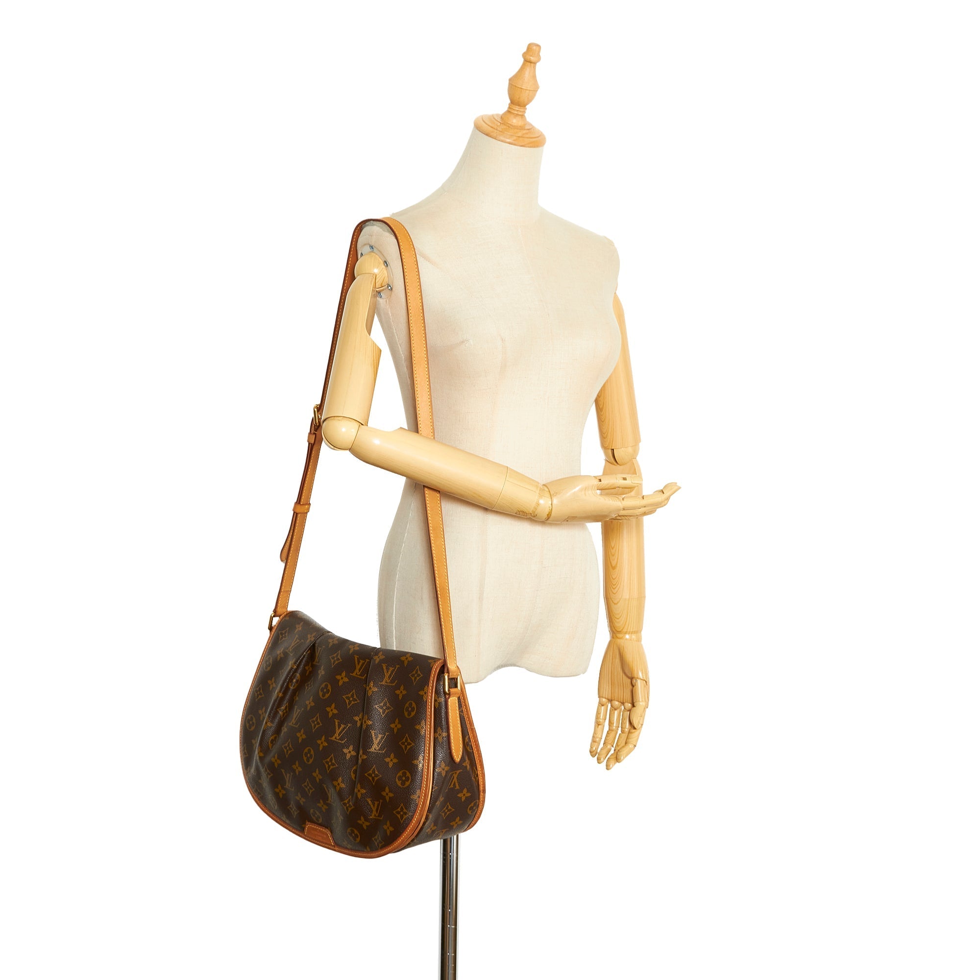 Louis Vuitton Menilmontant MM Monogram Canvas