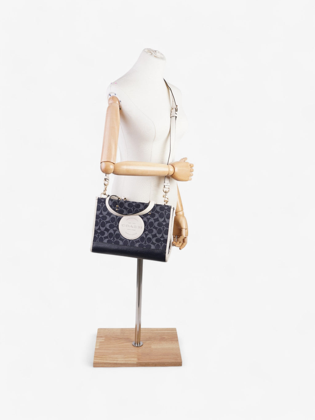 Coach Dempsey Carryall Denim / White Denim