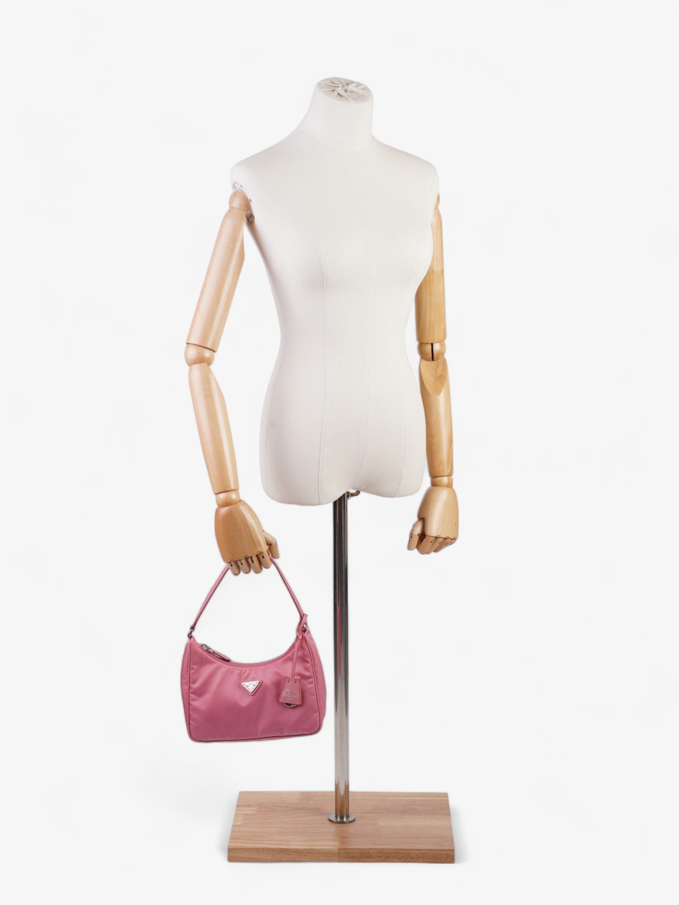 Prada Re-Edition 2005 Pink Re Nylon