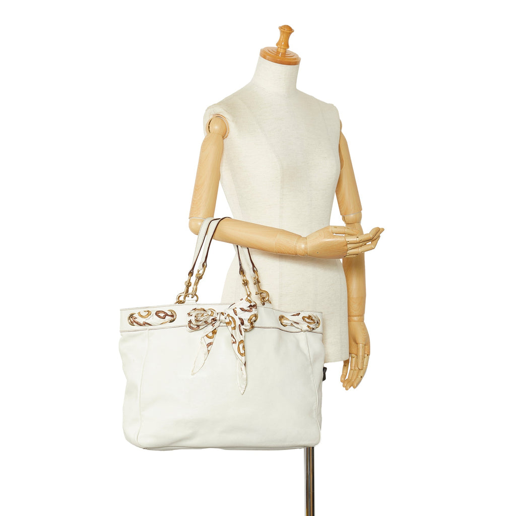 White Gucci Large Leather Positano Scarf Tote