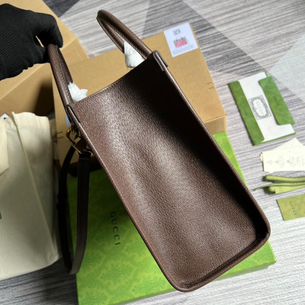 gg Tiger gg Medium Tote Bag Beige And Ebony gg Supreme Canvas Brown For Women 14.8in/37.6cm gg 687827 US7EC 9396