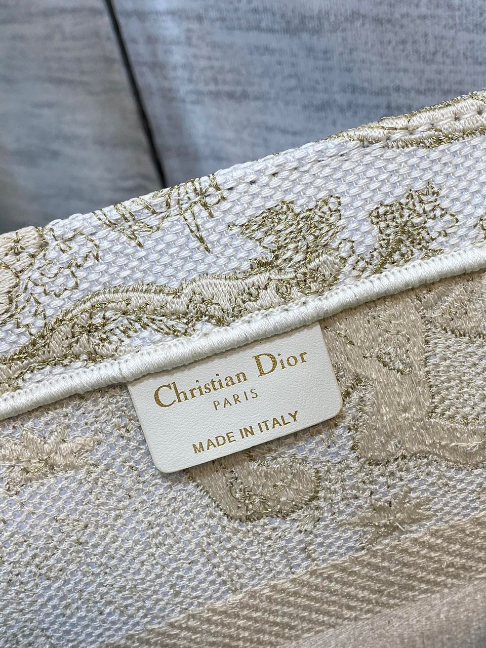 GLAMI MeGLAMIum Book Tote Gold-Tone Toile de Jouy Embroidery, Gold, For Women WomenÃ¢â‚¬â„¢s Handbags, 36cm CD M1296ZTQO_M01E