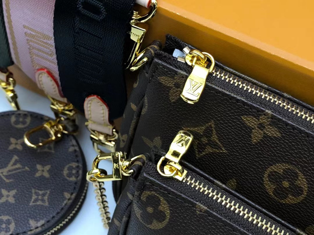 LV Multi Pochette AcGLAMIssoires Monogram Canvas Khaki For Women,  Shoulder And Crossbody Bags 9.4in/24cm LV M44813