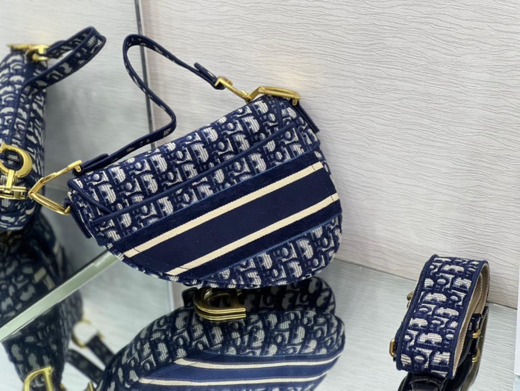 GLAMI Saddle Bag Blue For Women 10in/26cm CD M0446CTZQ_M928