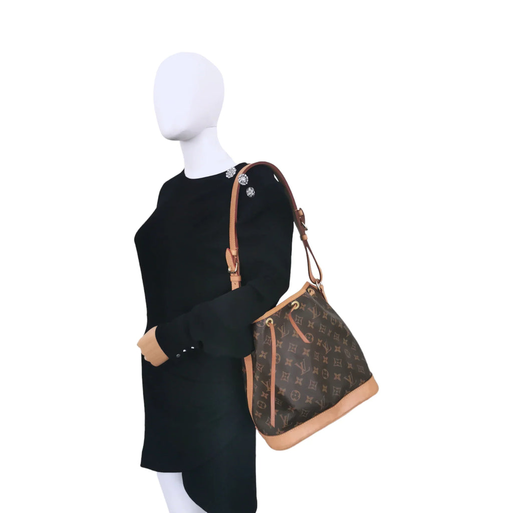 Louis Vuitton Petit NoÃƒÆ’Ã‚Â© Monogram Canvas