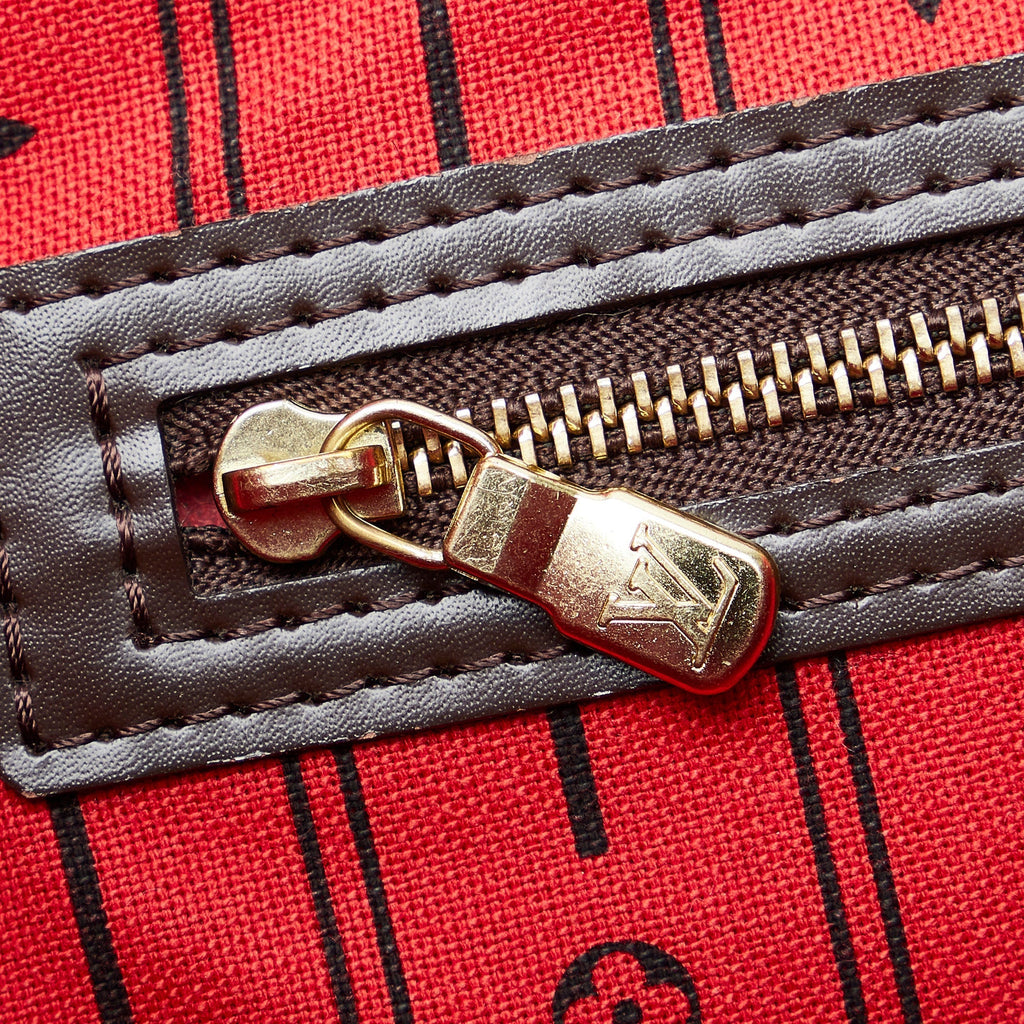 Louis Vuitton Neverfull MM Damier Ebene Canvas