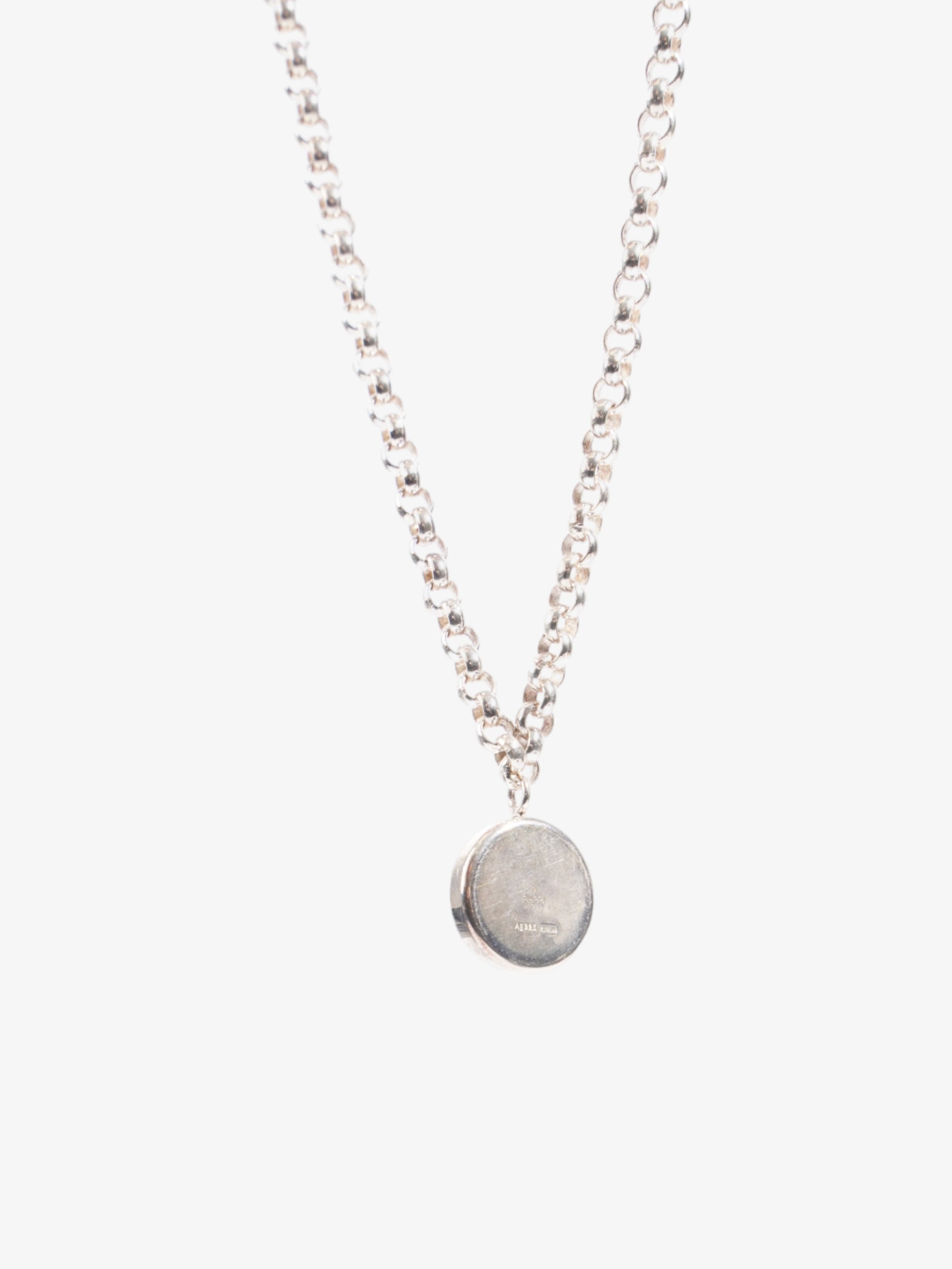 Gucci Logo Circle Necklace Silver Silver Sterling