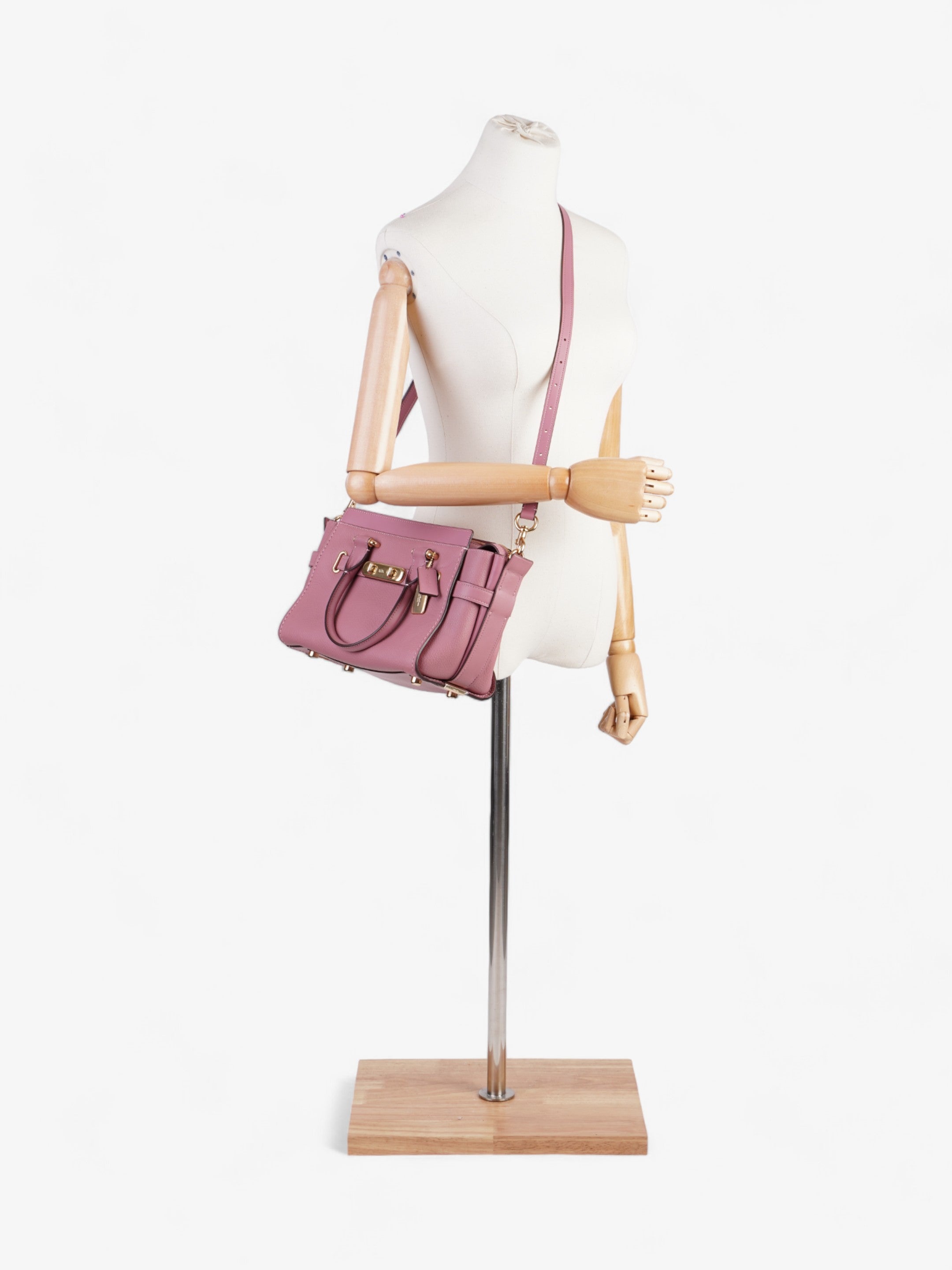 Coach Swagger 27 Rose Pink Leather