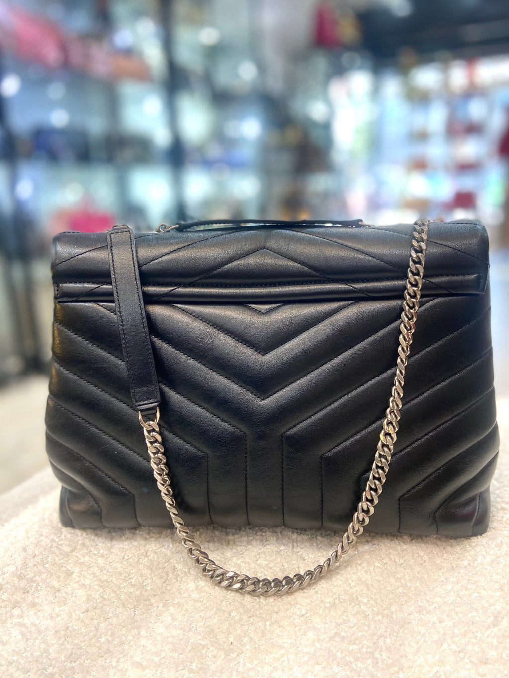 YVES SAINT LAURENT LOULOU MEDIUM CALFSKIN QUILTED SHOULDER BAG