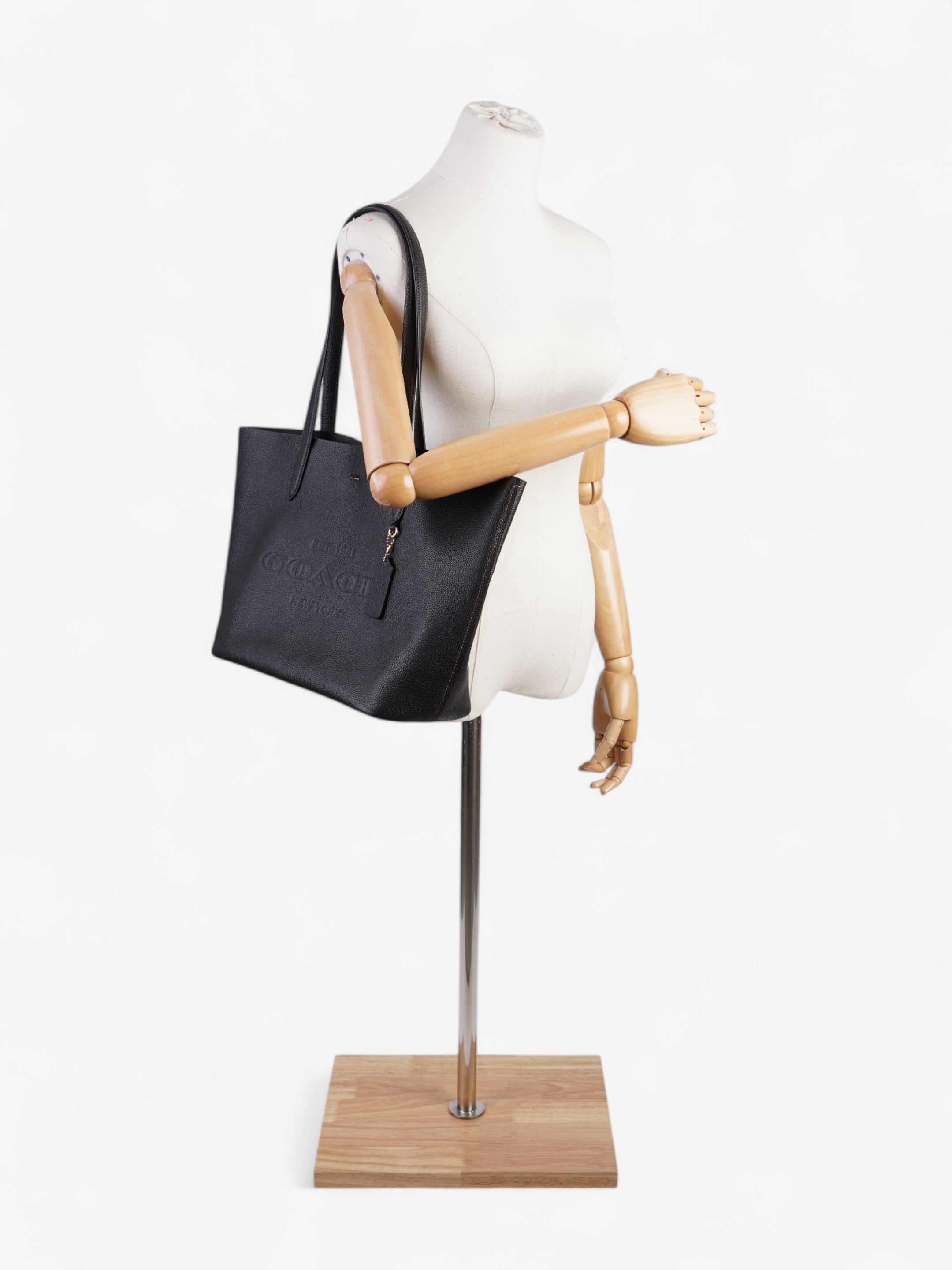 Coach Cameron Tote Black Grained Leather