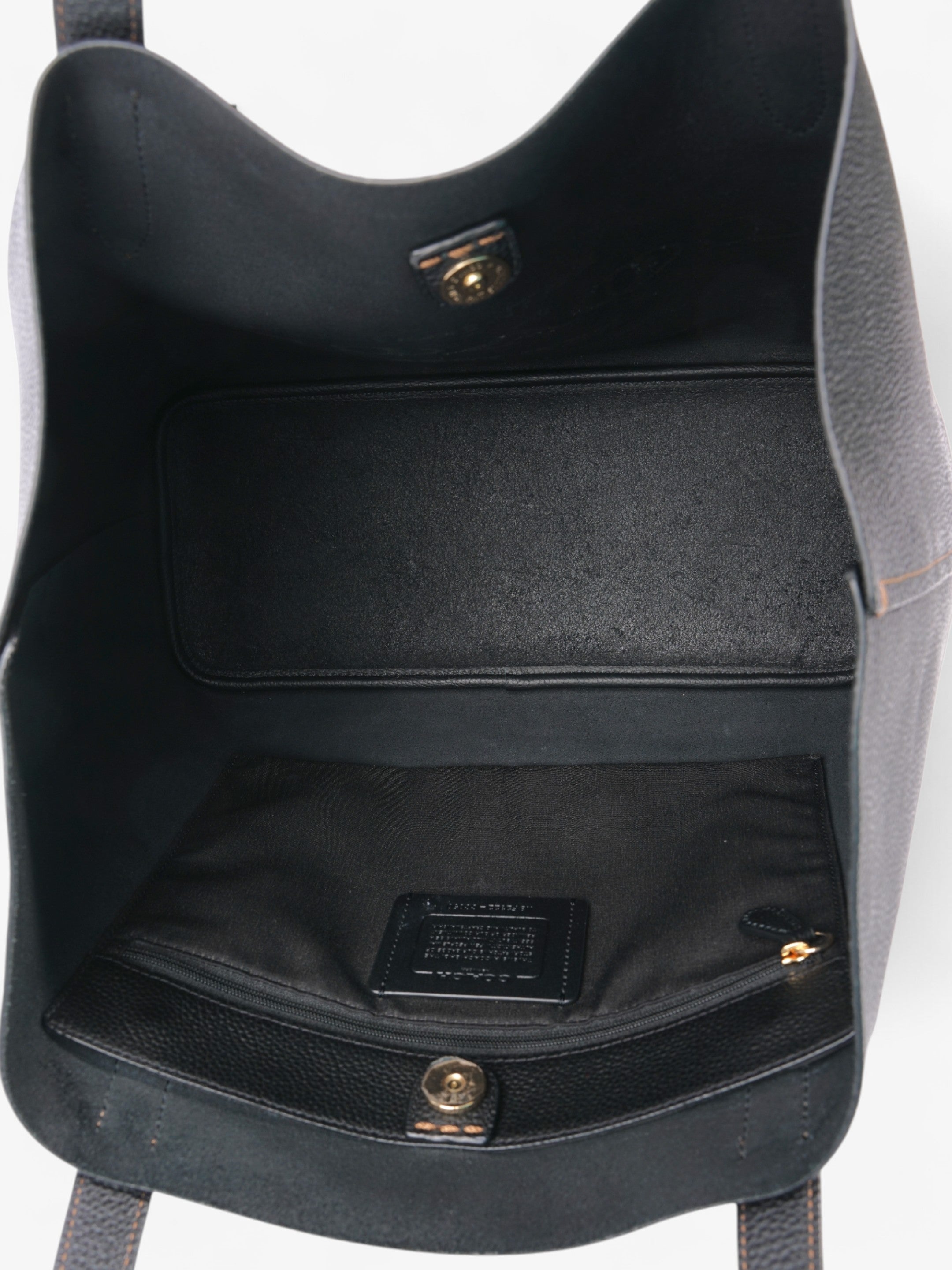 Coach Cameron Tote Black Grained Leather