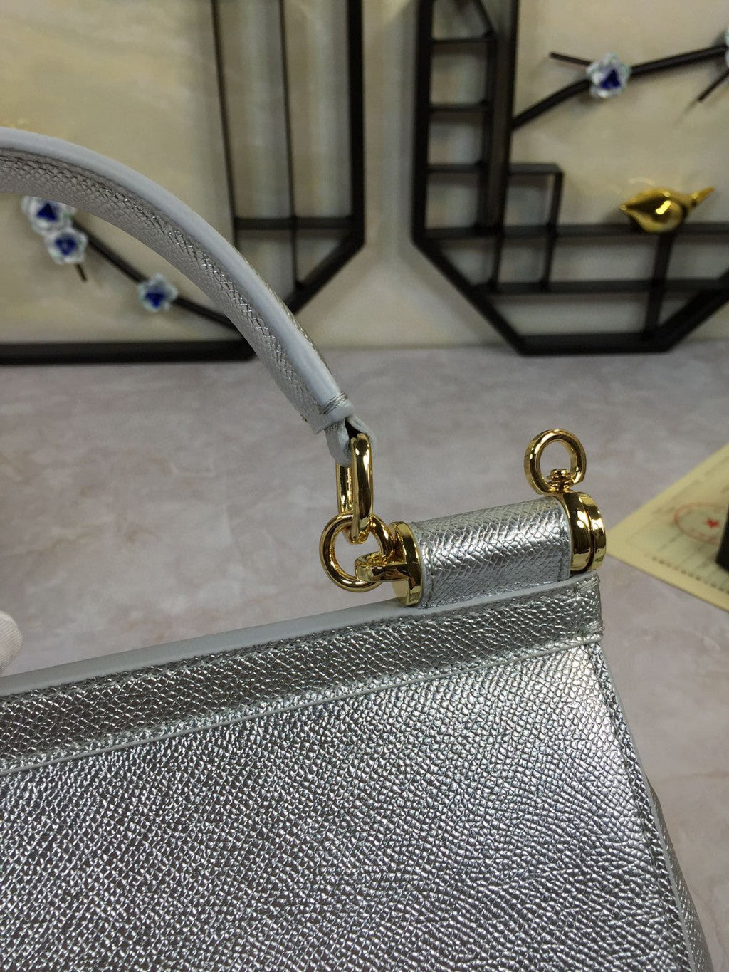 GLAMI MeGLAMIum Sicily Handbag In Dauphine Silver For Women 10.2in/26cm GLAMI